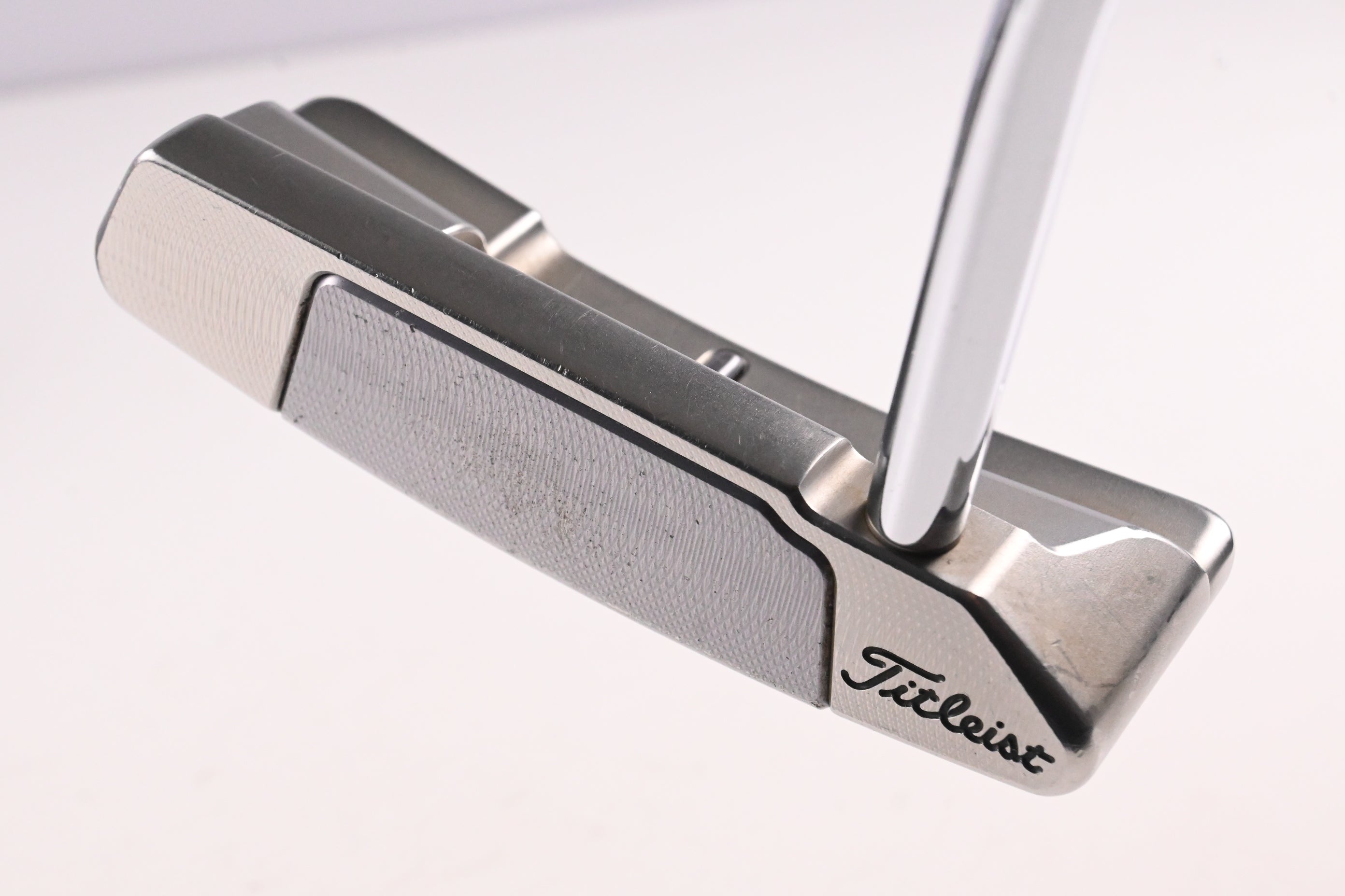 Scotty Cameron Select 2016 M2 Newport Putter / 33 Inch