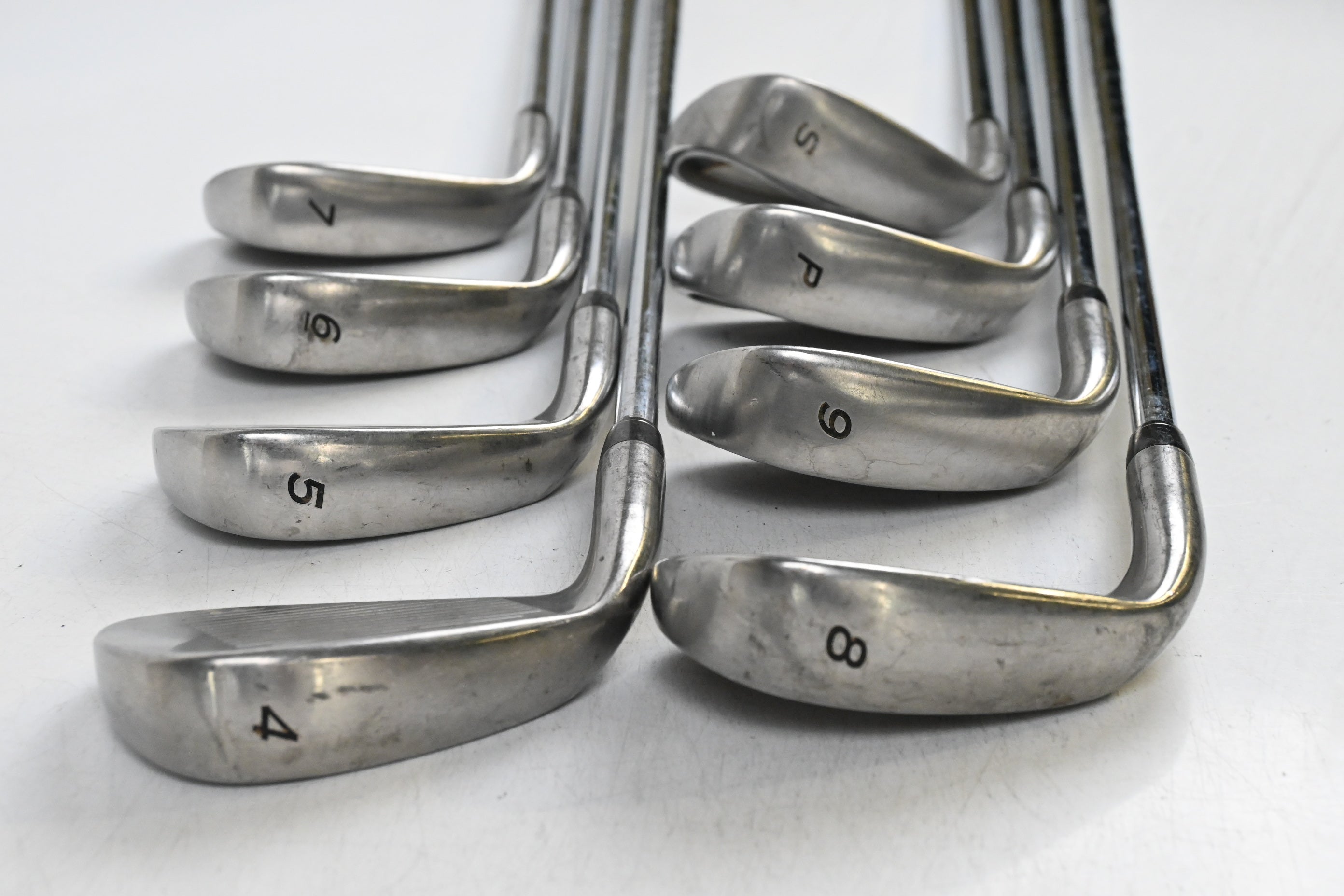 Taylormade R7 Draw Irons / 4-PW+SW / Regular Flex T-Step 90 Shafts