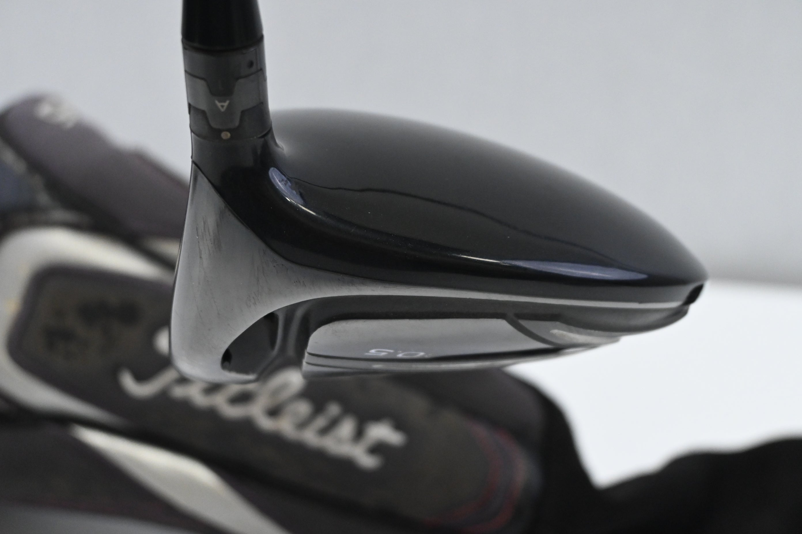 Titleist 915 D2 Driver / 10.5 Degree / Regular Flex Diamana S+ 60 Shaft