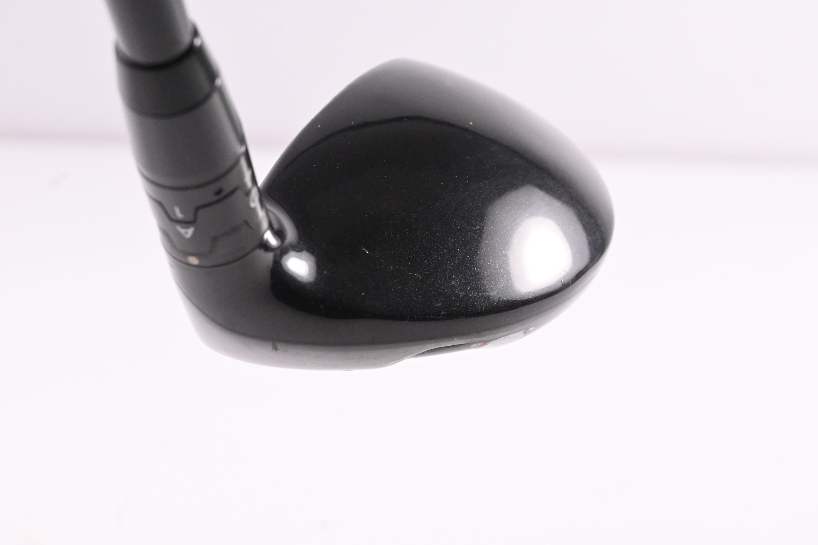 Titleist 913H.d #2 Hybrid / 18 Degree / Regular Flex Tensei AV Blue 65 Shaft