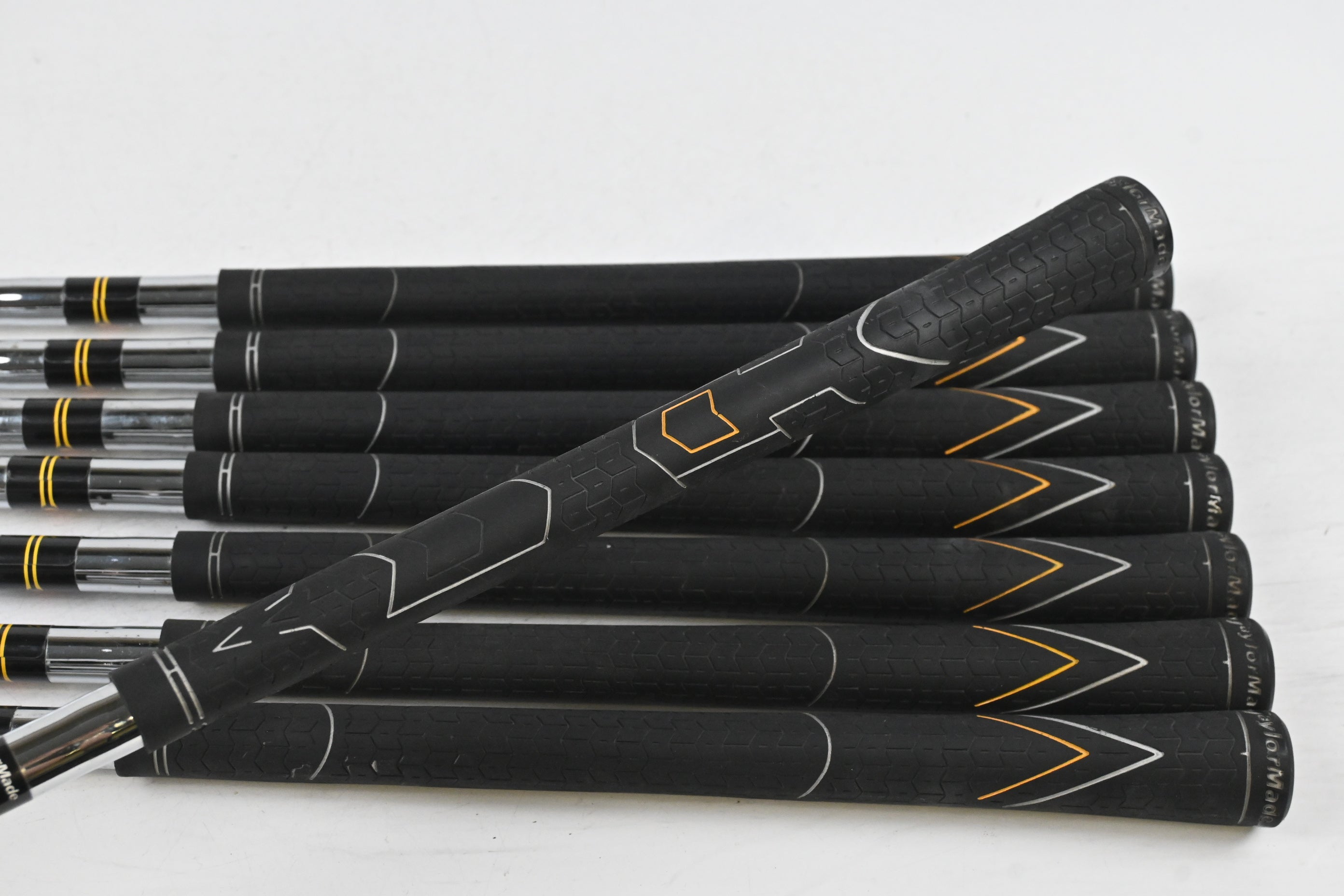 Taylormade R7 Draw Irons / 4-PW+SW / Regular Flex T-Step 90 Shafts