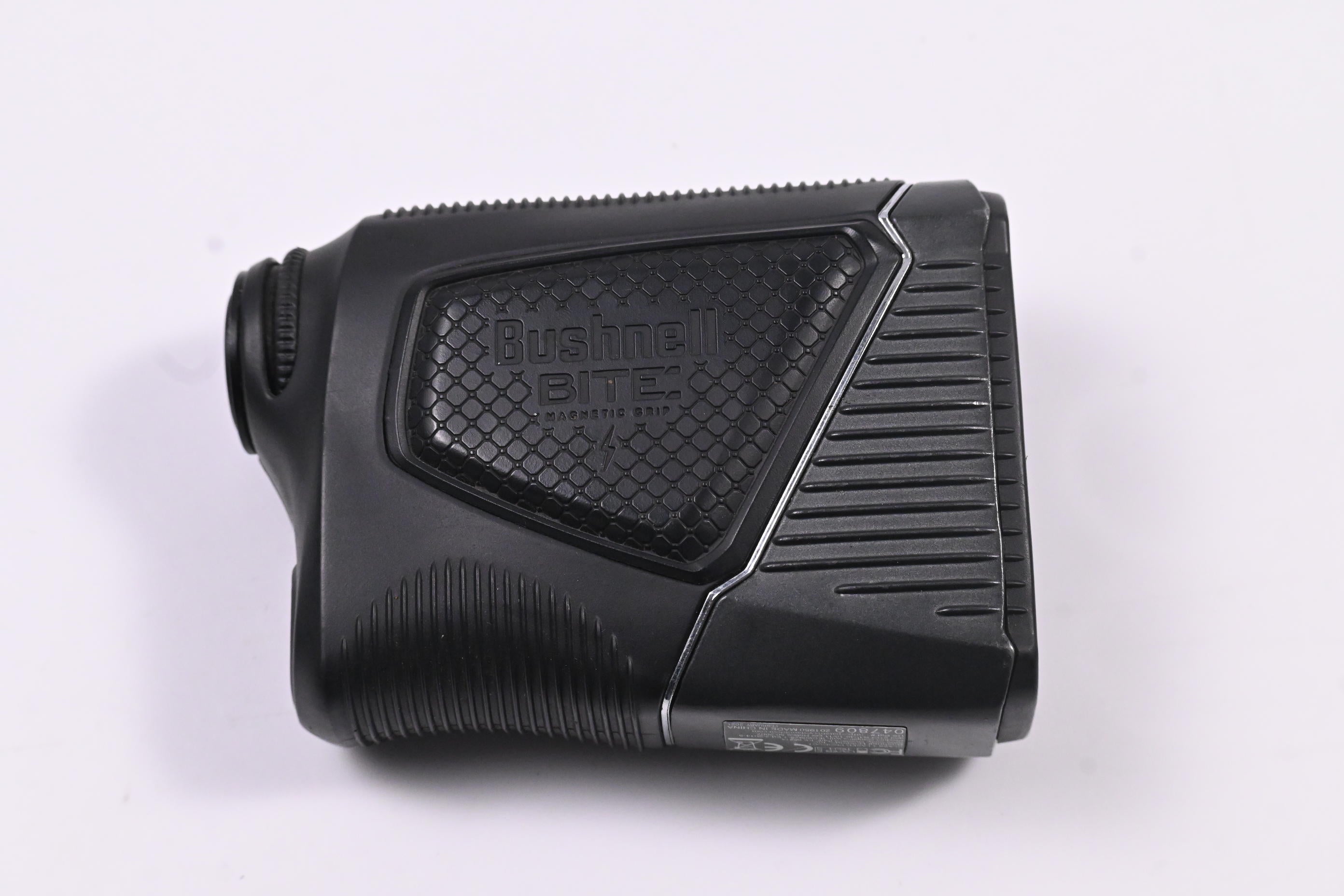 Bushnell Pro XE / Rangefinder