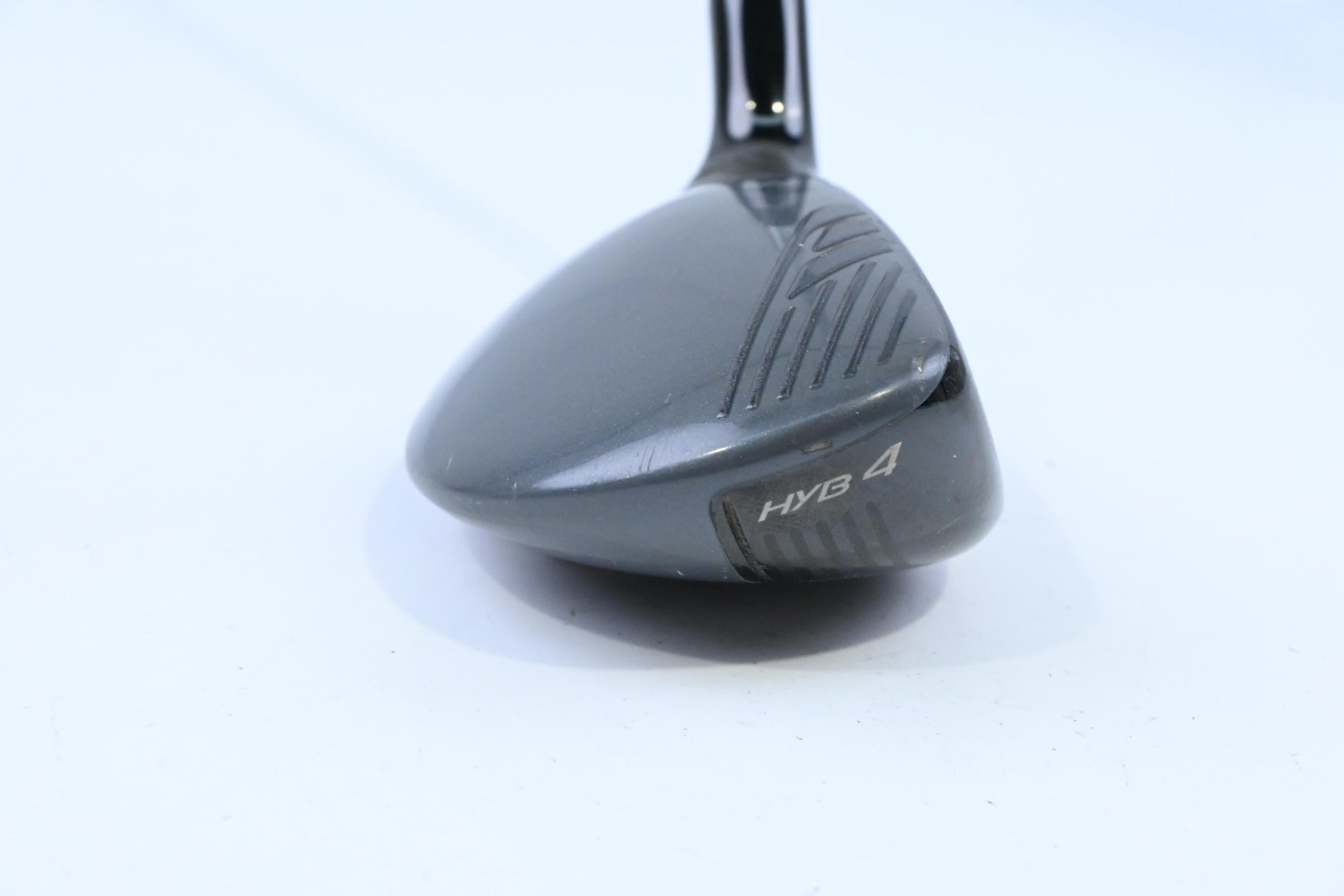 Cobra King F8 #4 Hybrid / 22 Degree / Regular Flex Aldila Rogue Pro 75 Shaft