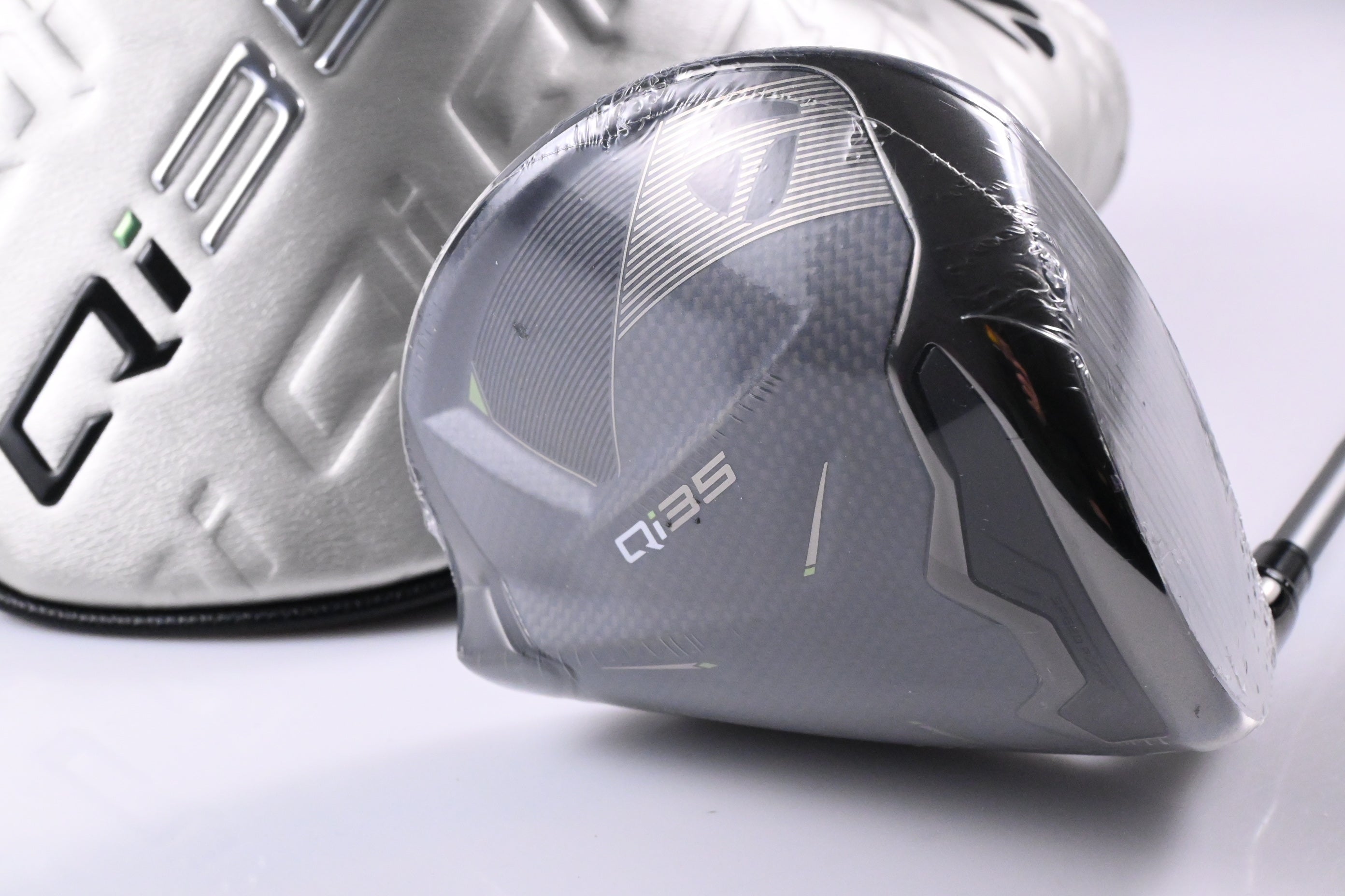 Taylormade Qi35 Max Driver / 10.5 Degree / Regular Flex Air Speeder 50 Shaft