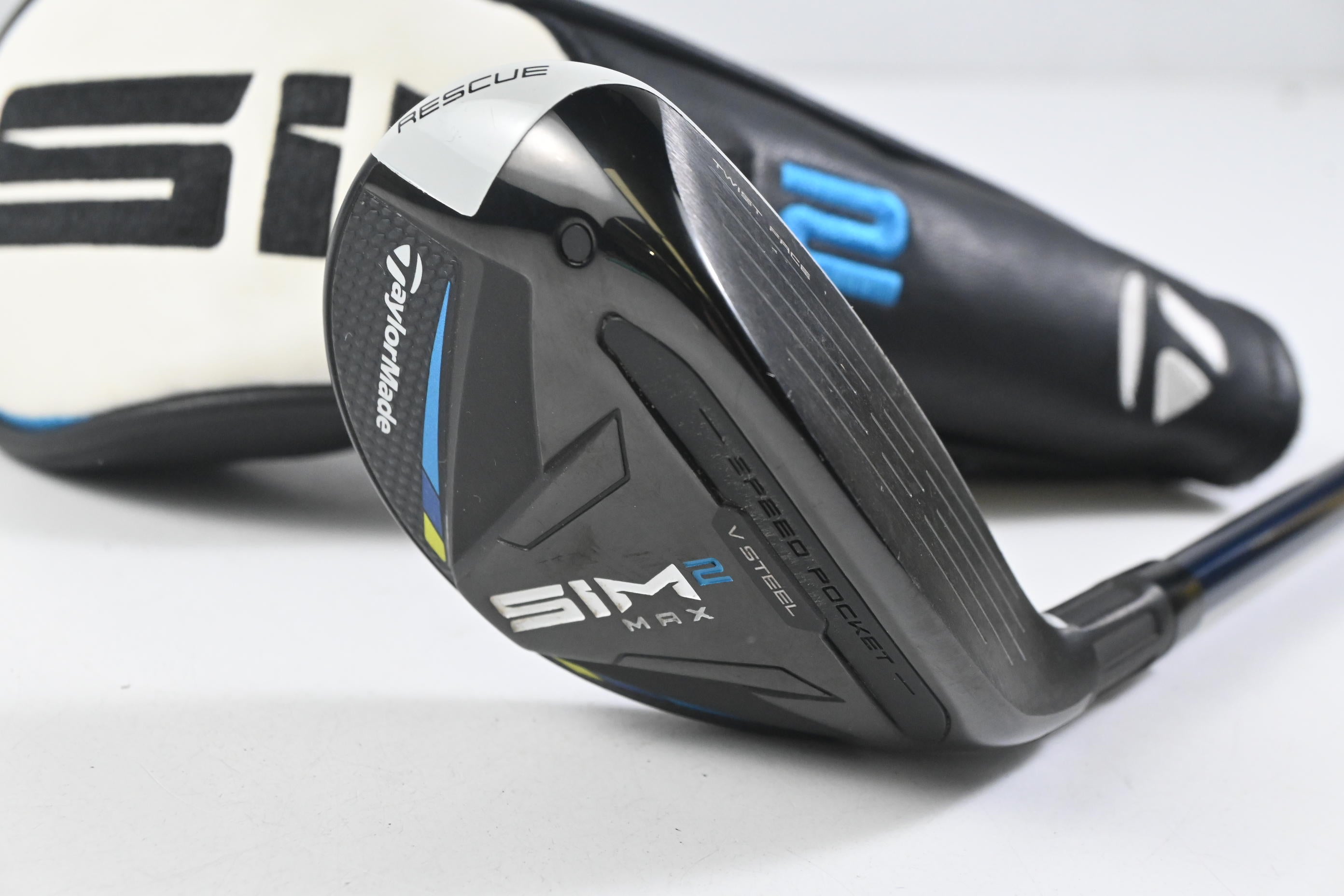 Taylormade SIM2 Max #3 Hybrid / 19 Degree / Regular Flex Ventus Blue 6 Shaft
