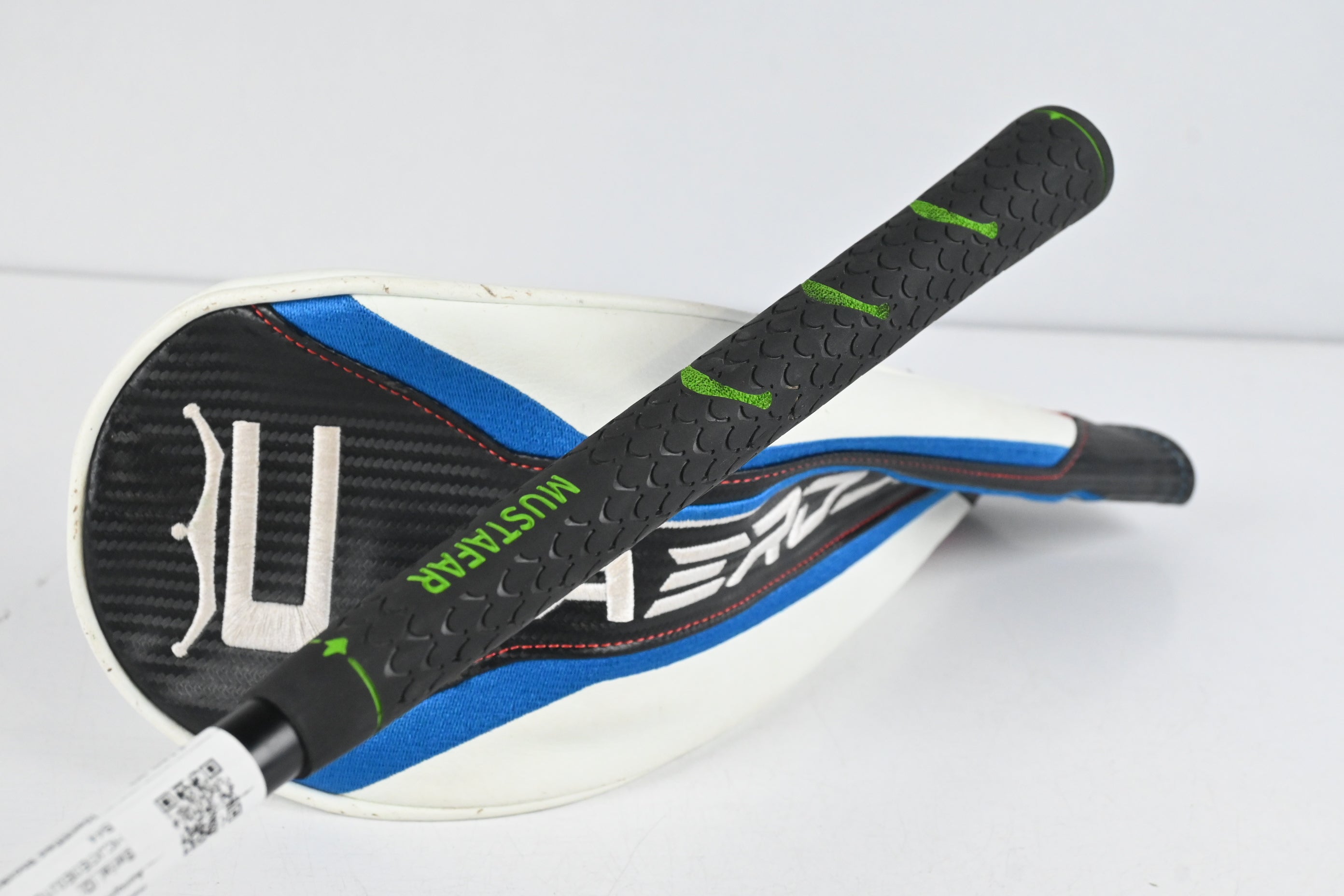 Cobra Aerojet Max Driver / 12 Degree / Senior Flex UST Mamiya Helium Black 4