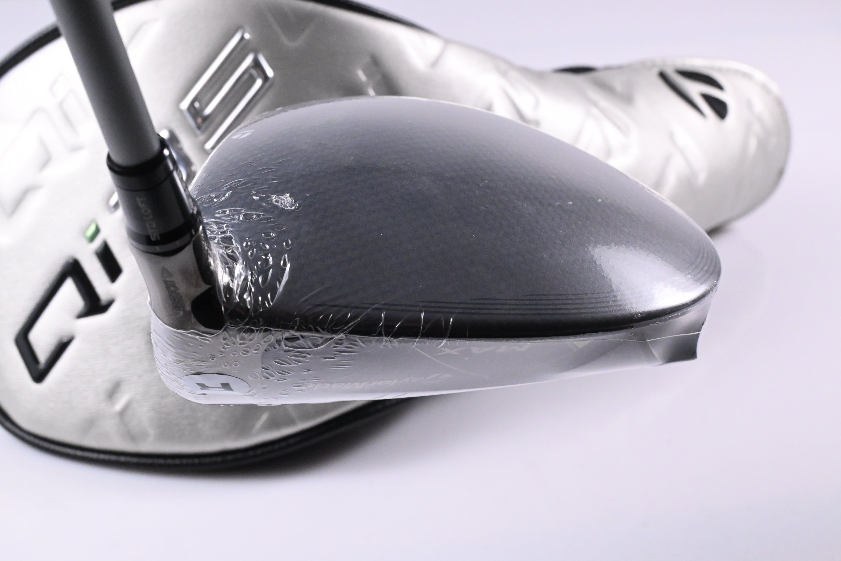 Taylormade Qi35 Max Driver / 10.5 Degree / Regular Flex Air Speeder 50 Shaft