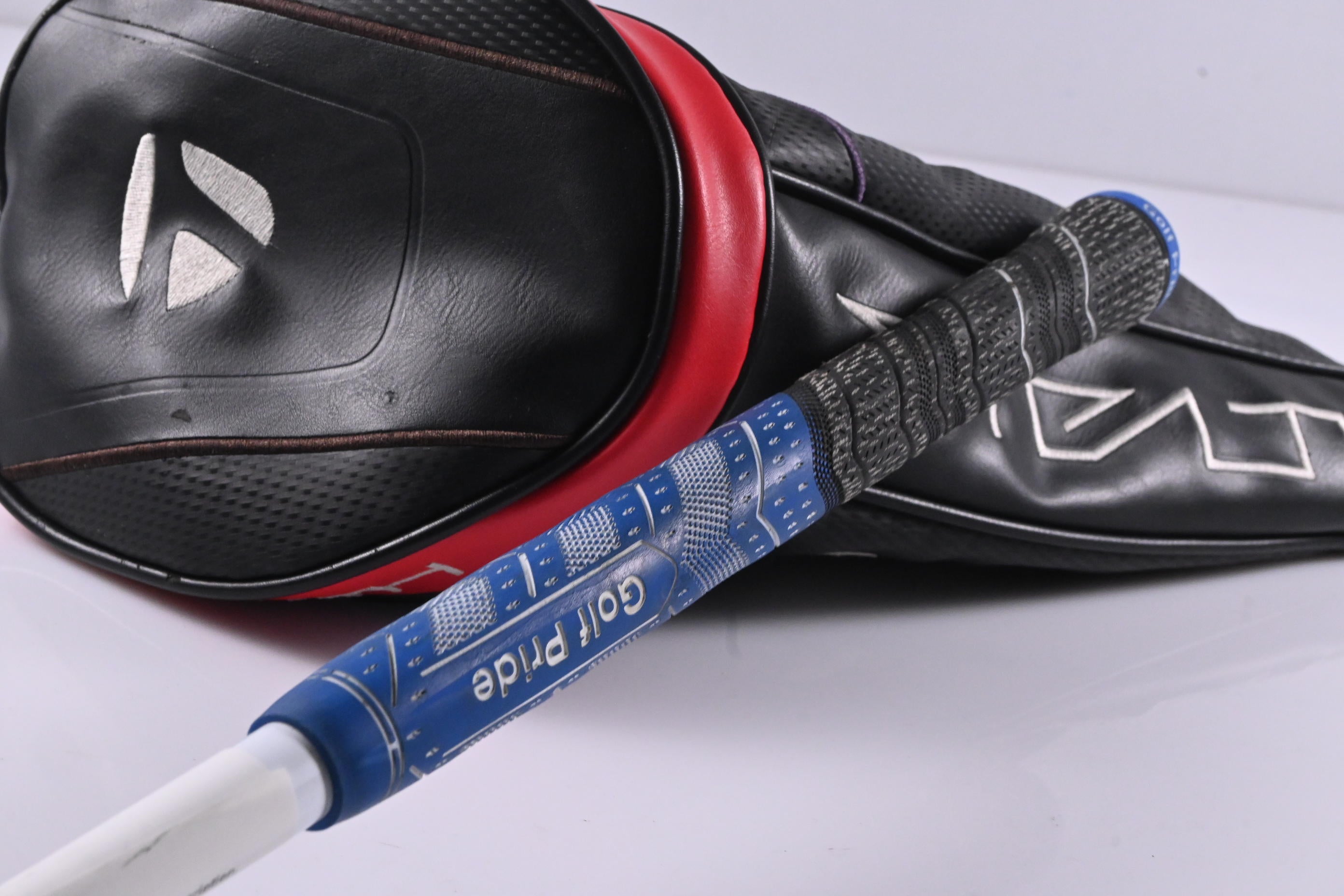 Taylormade Stealth Driver / 10.5 Degree / Senior Flex Fujikura Air Speeder 45