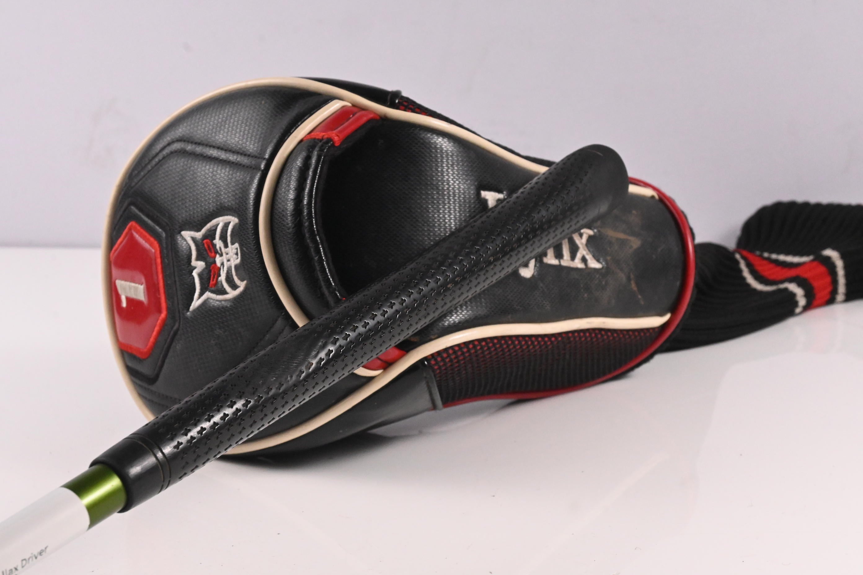 Lynx Parallax Driver / 10.5 Degree / Regular Flex Aldila Rip'D NV 65 Shaft