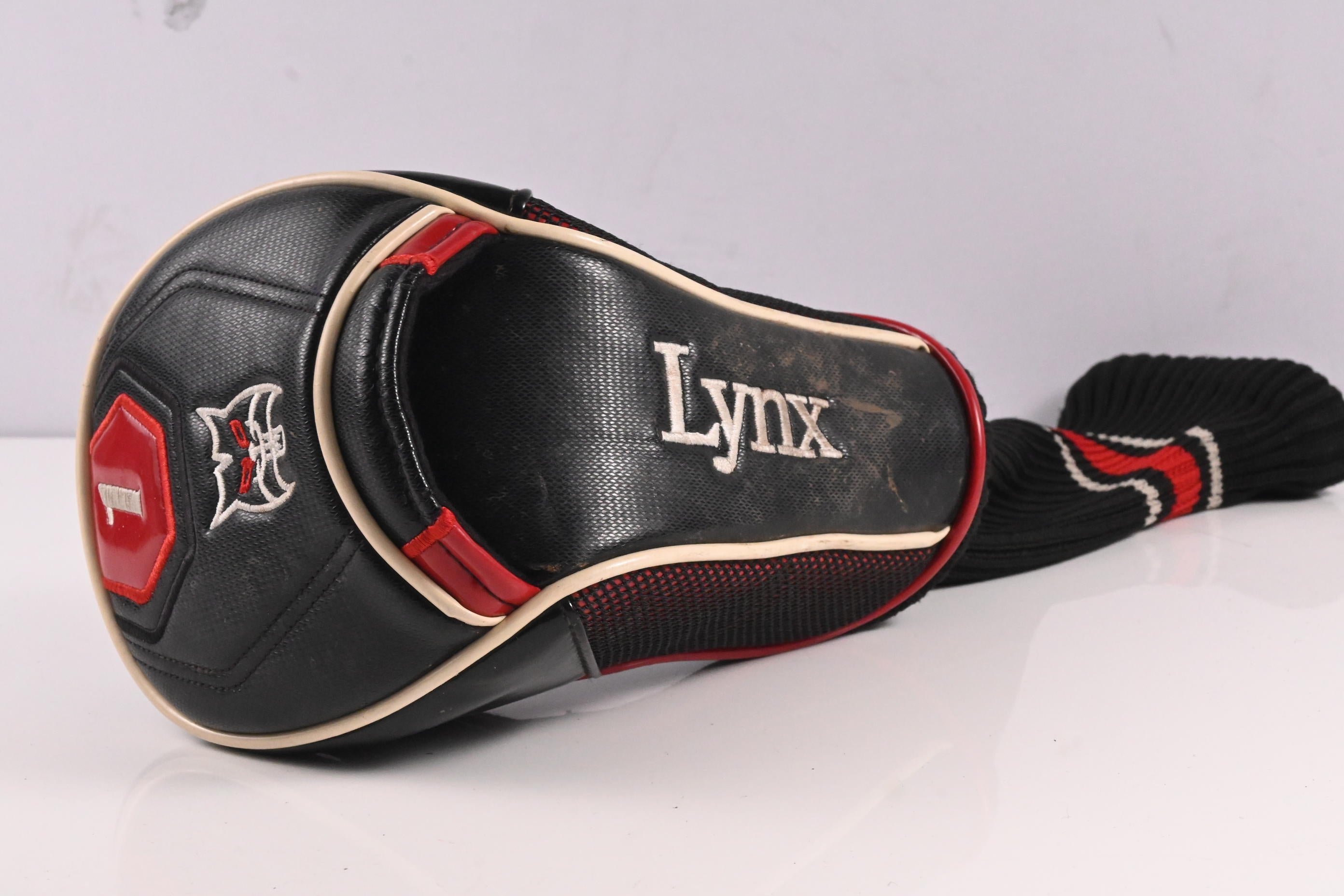 Lynx Parallax Driver / 10.5 Degree / Regular Flex Aldila Rip'D NV 65 Shaft