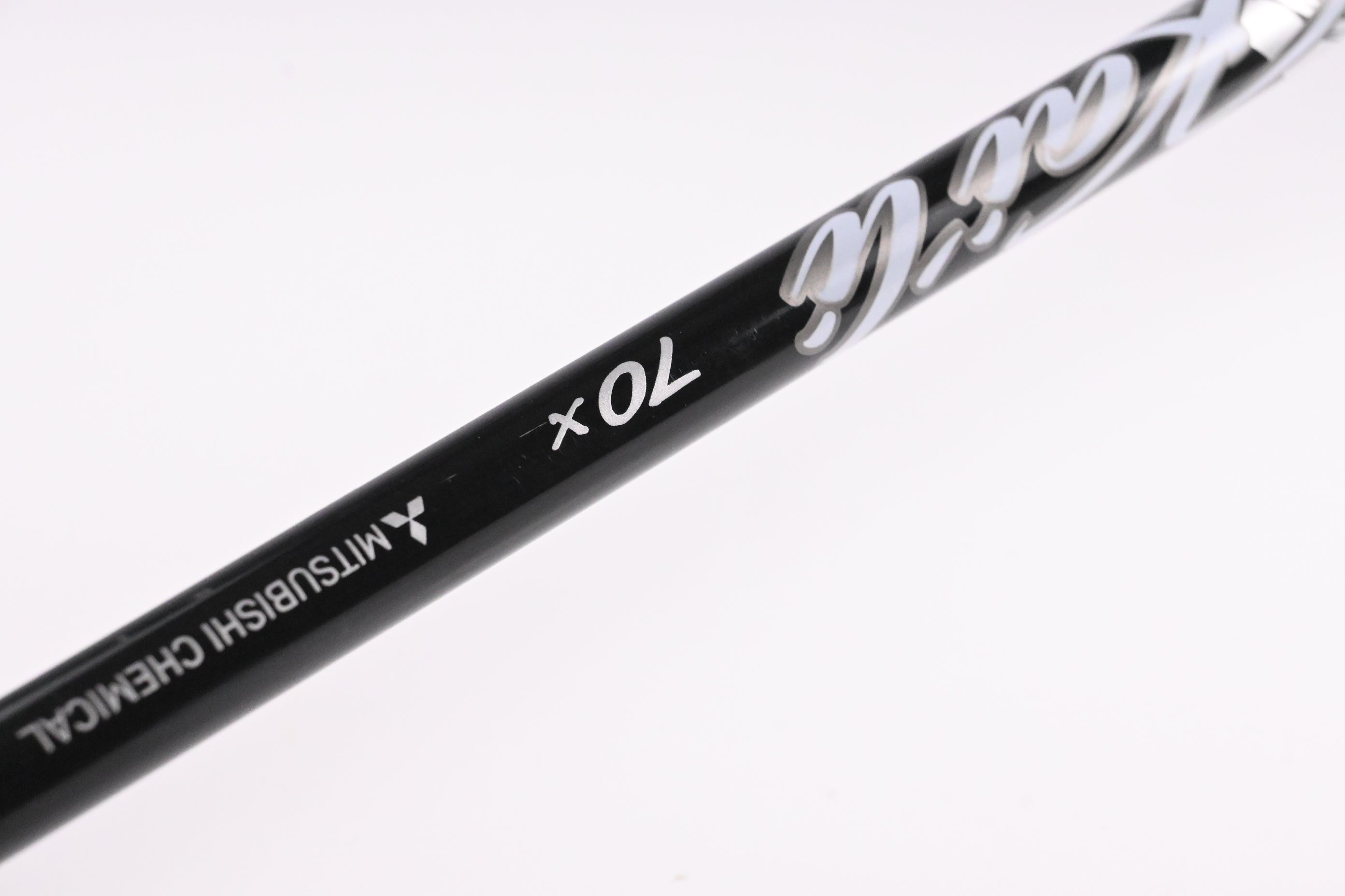 Taylormade M4 D-Type Driver / 9.5 Degree / X-Flex Kai'li White 70 Shaft
