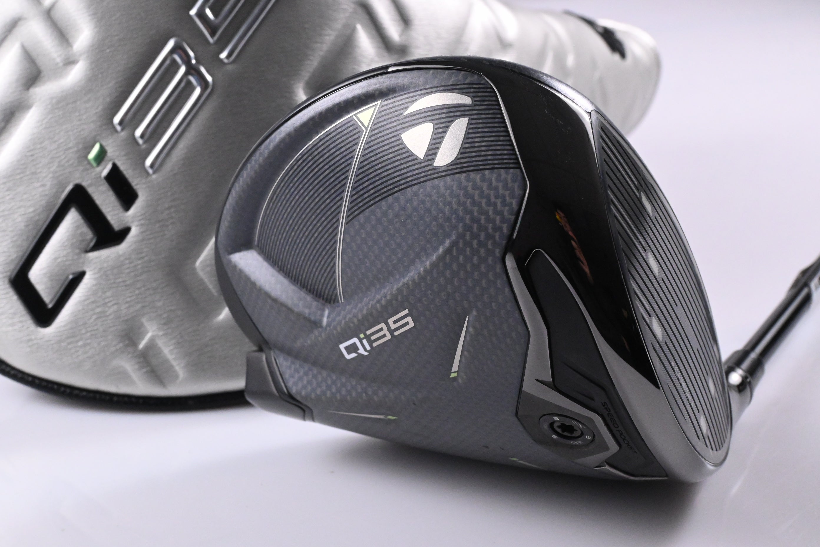 Taylormade Qi35 Driver / 10.5 Degree / Regular Flex Ventus TR Blue 5 Shaft