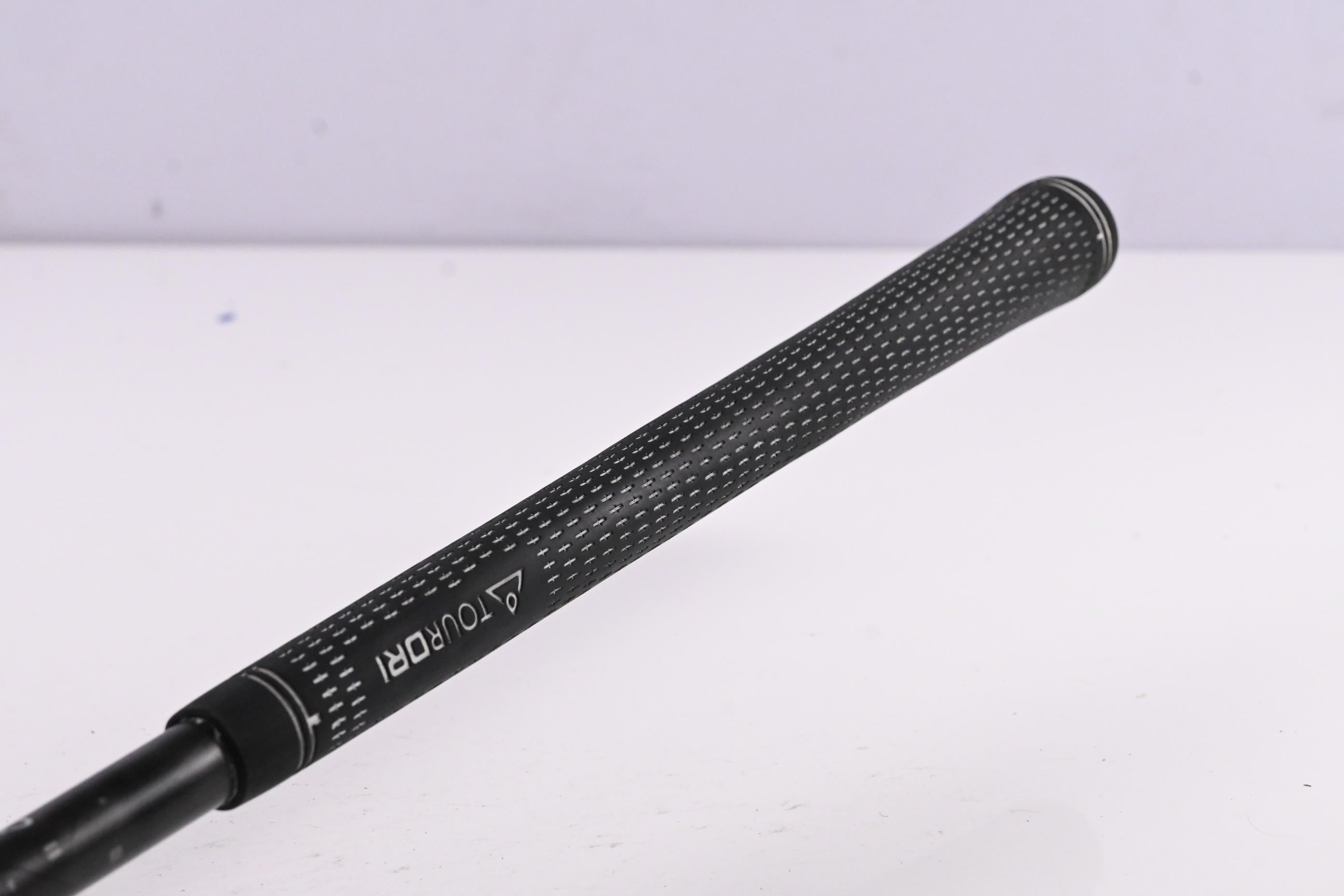 Cobra LTDx LS Driver / 9 Degree / Stiff Flex Aldila Rogue Black 60 Shaft