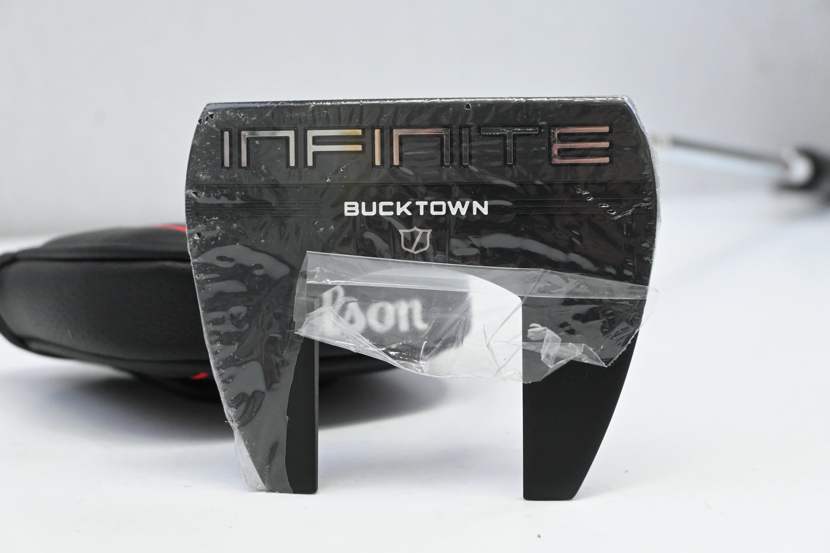 Wilson Infinite Bucktown 2024 Putter / 34 Inch