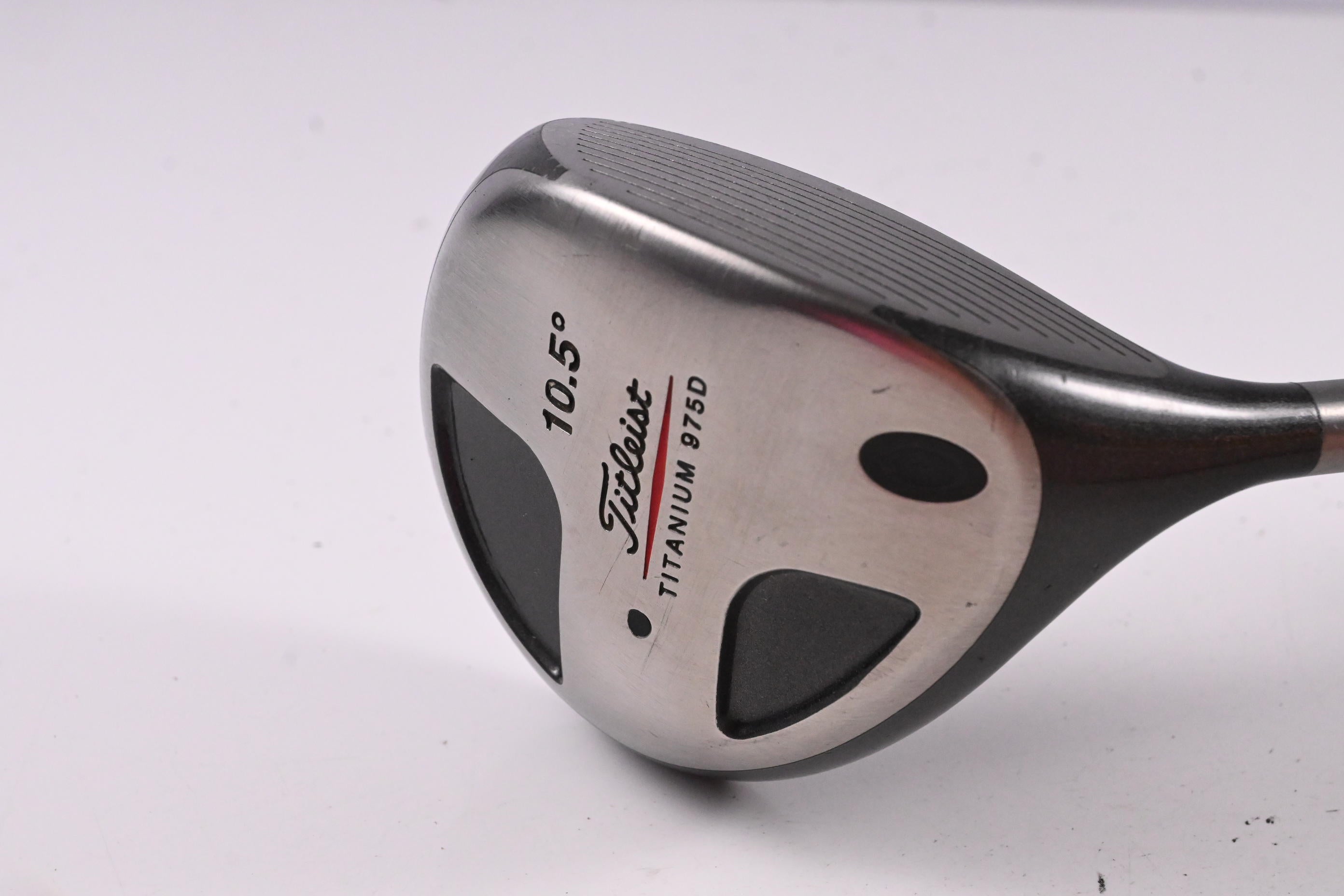 Titleist 975 D Driver / 10.5 Degree / Regular Flex Ultralite 65 Shaft