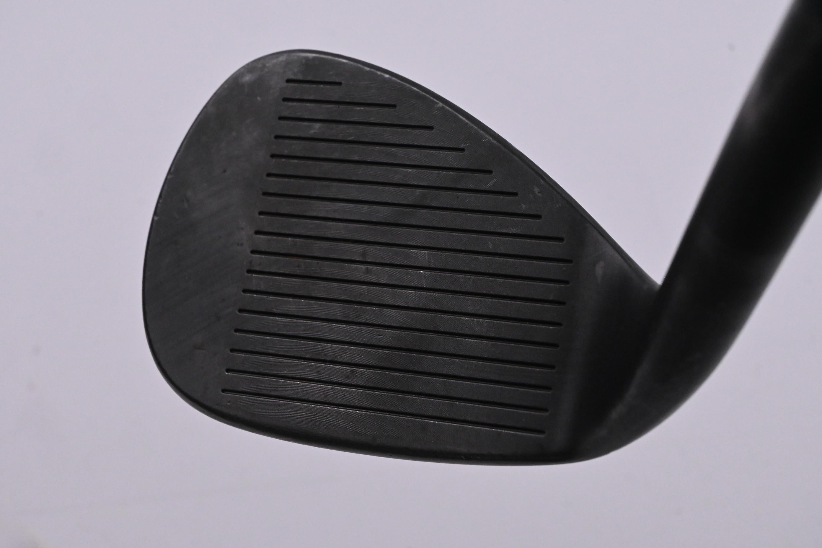 Cobra Snakebite Black 2023 Gap Wedge / 52 Degree / Stiff Flex KBS HI-REV 2.0 125