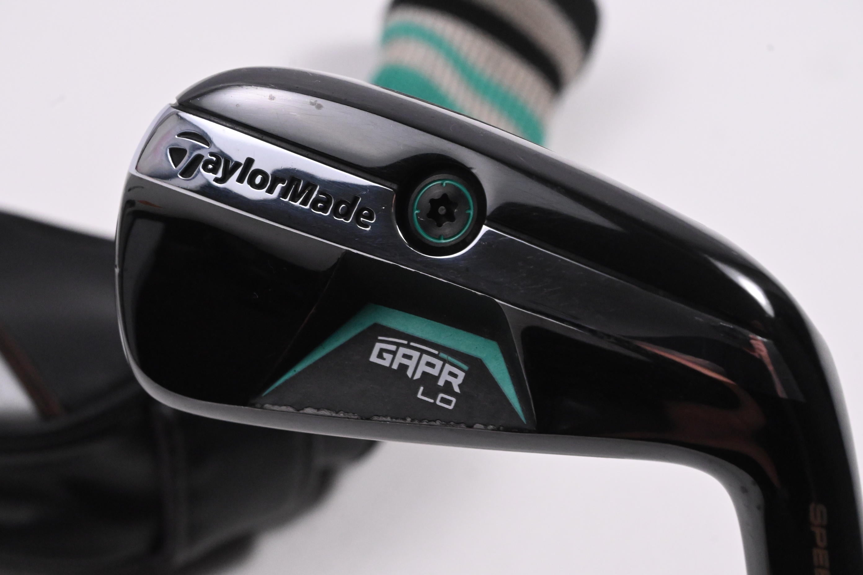 Taylormade GAPR Lo #2 Hybrid / 17 Degree / Stiff Flex KBS Hybrid 80 Shaft
