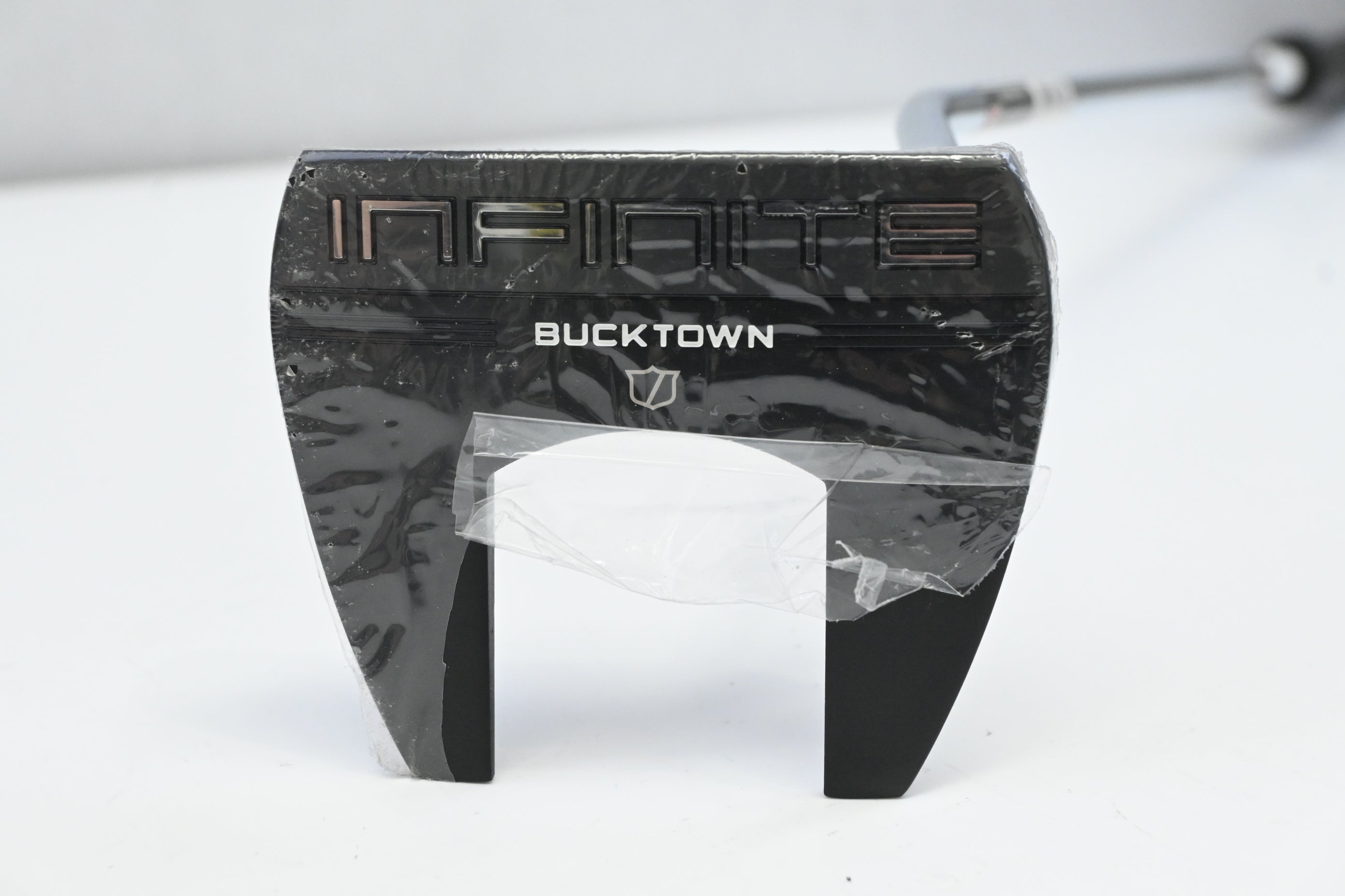 Wilson Infinite Bucktown 2024 Putter / 34 Inch