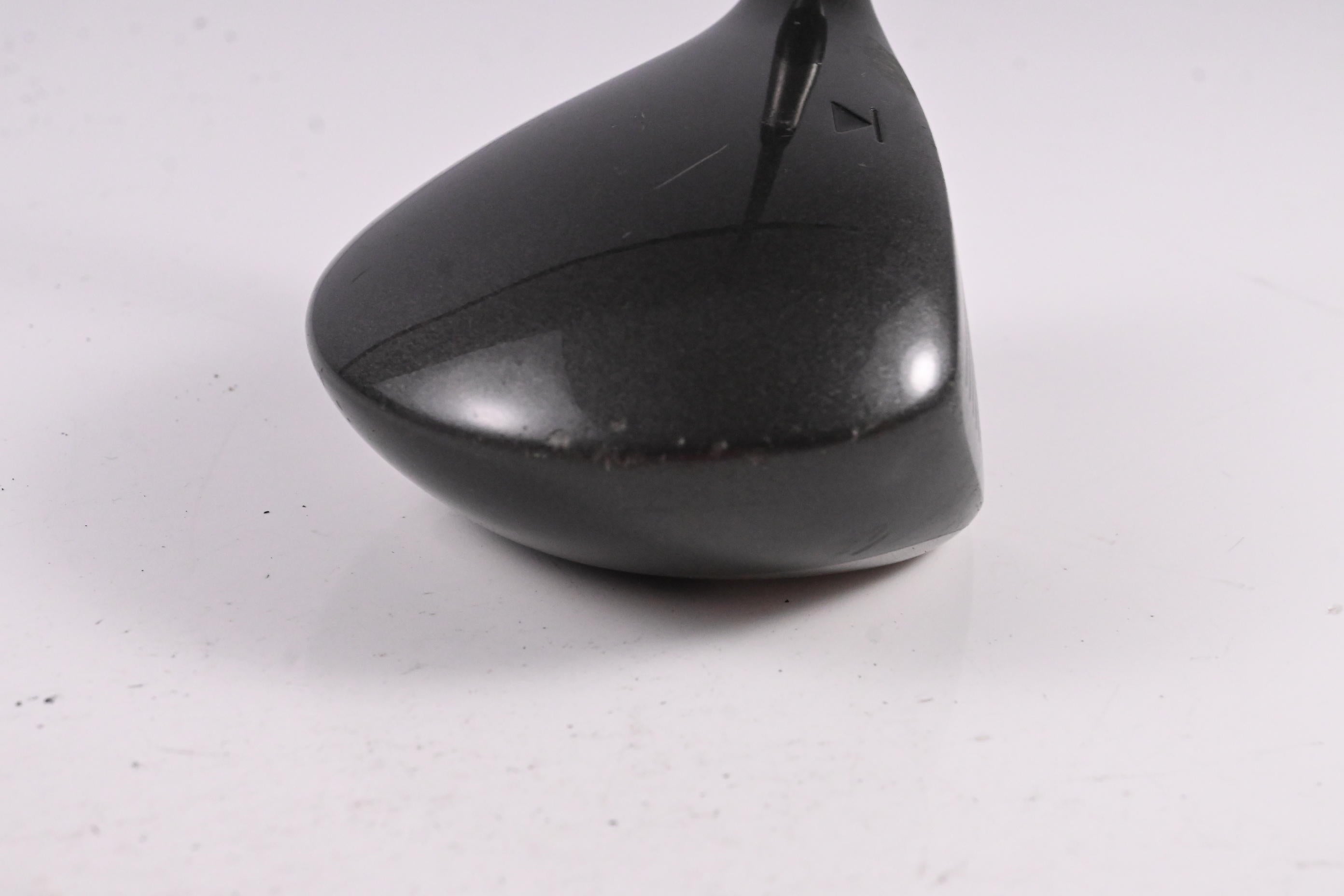 Titleist 975 D Driver / 10.5 Degree / Regular Flex Ultralite 65 Shaft