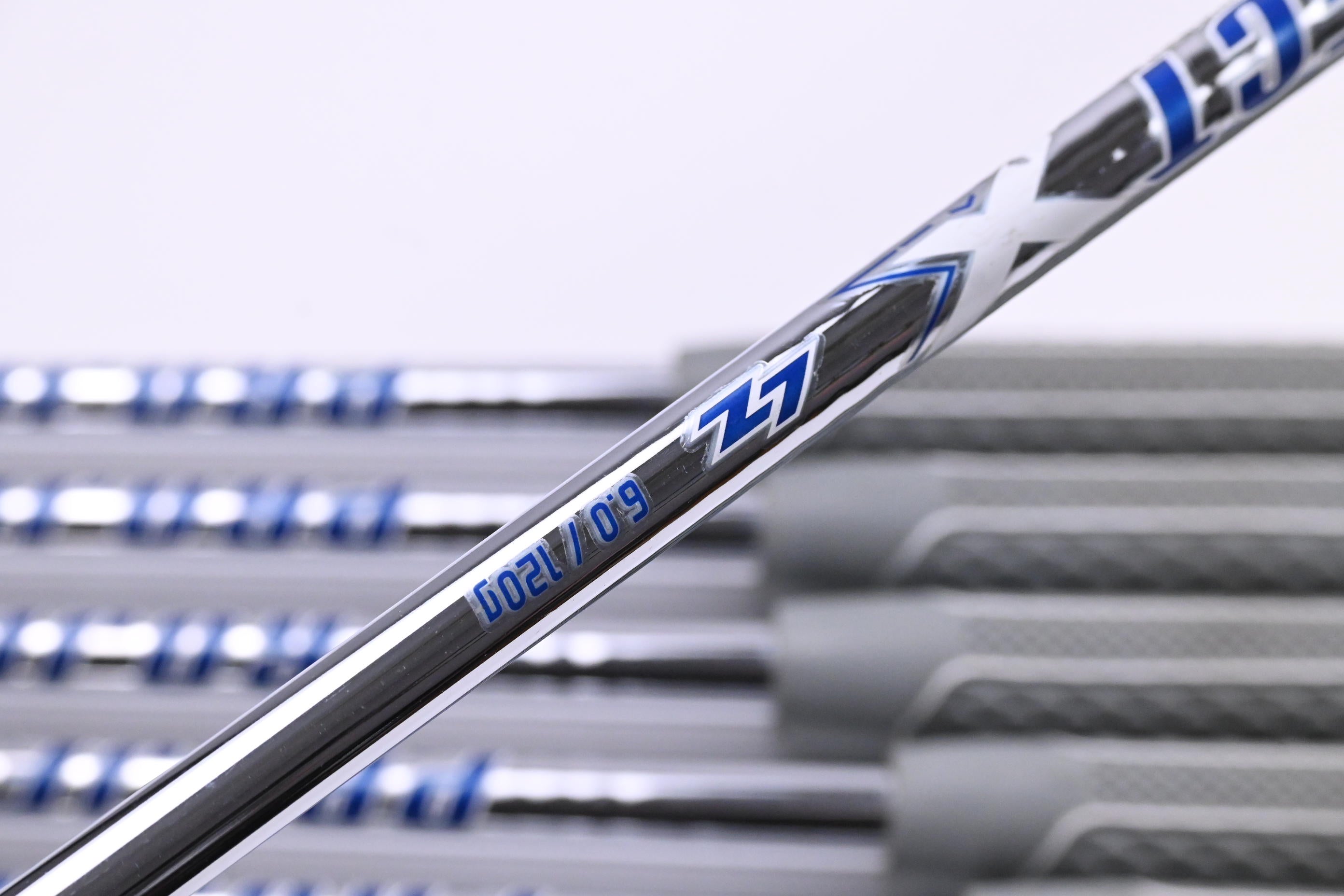 Titleist T100.S 2021 Irons / 5-PW+48° / Stiff Flex Project X LZ 120 Shafts