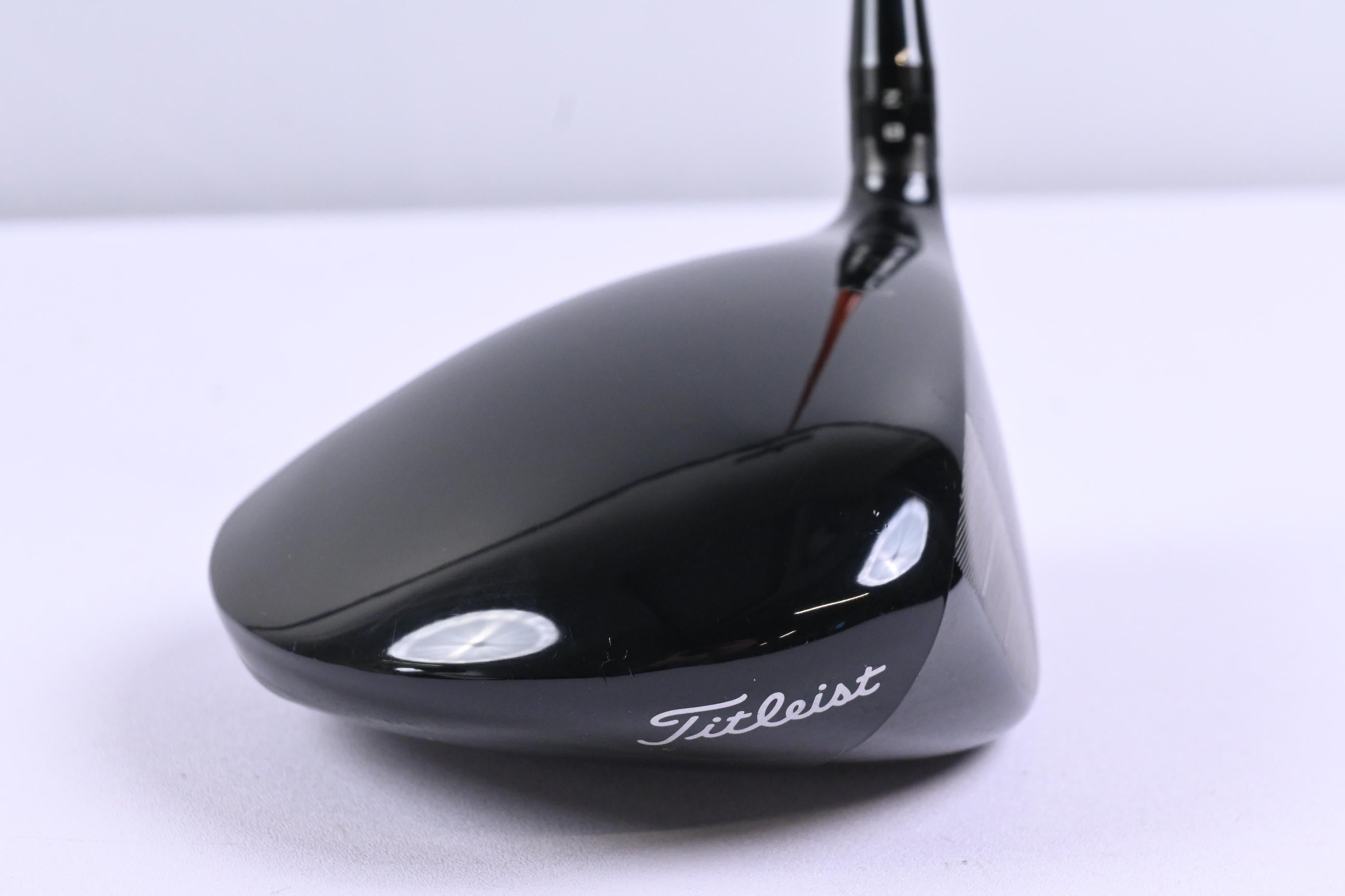 Titleist GT2 Driver / 10 Degree / Stiff Flex Graphite Design Tour AD DI-6 Shaft