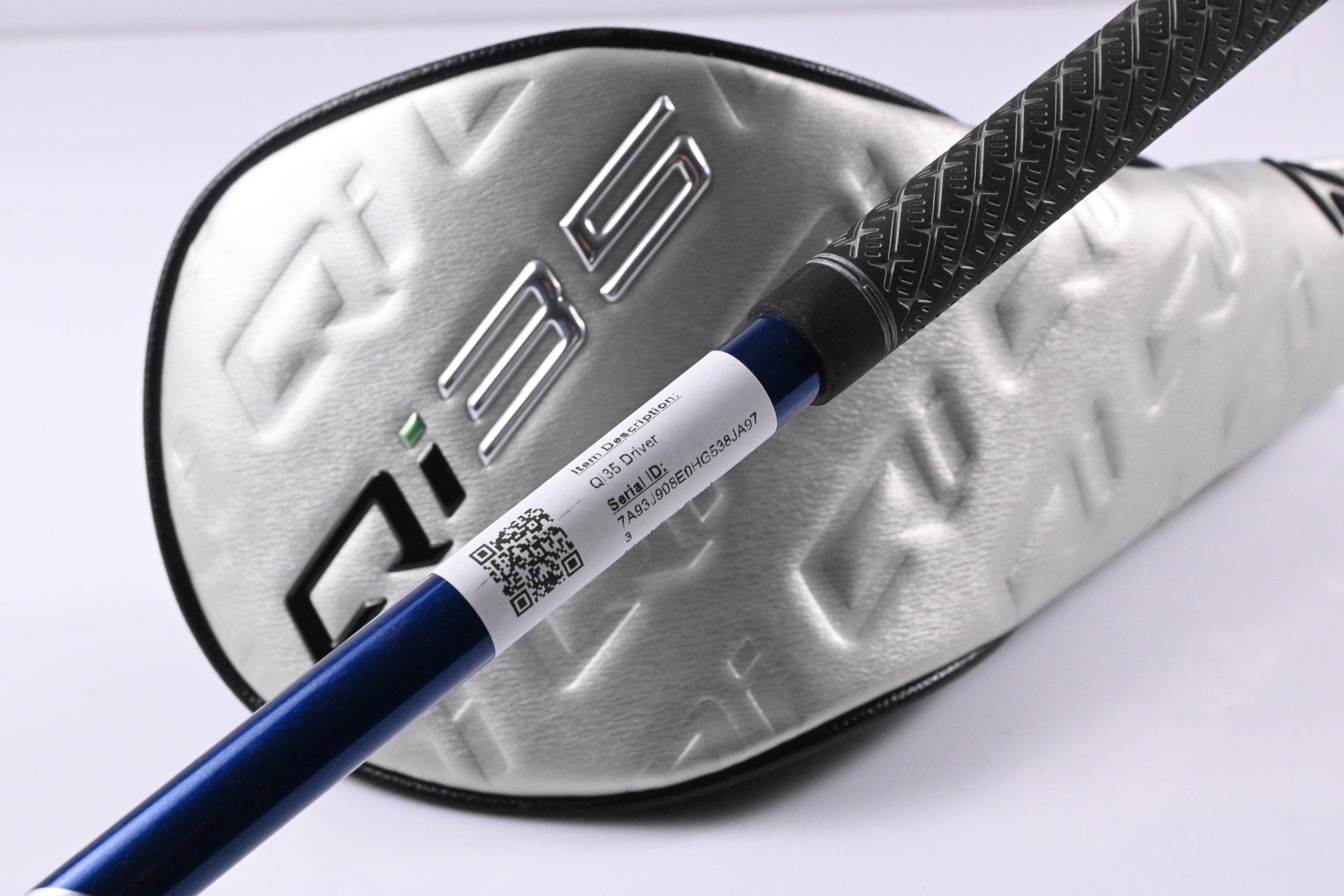 Taylormade Qi35 Driver / 10.5 Degree / Regular Flex Ventus TR Blue 5 Shaft