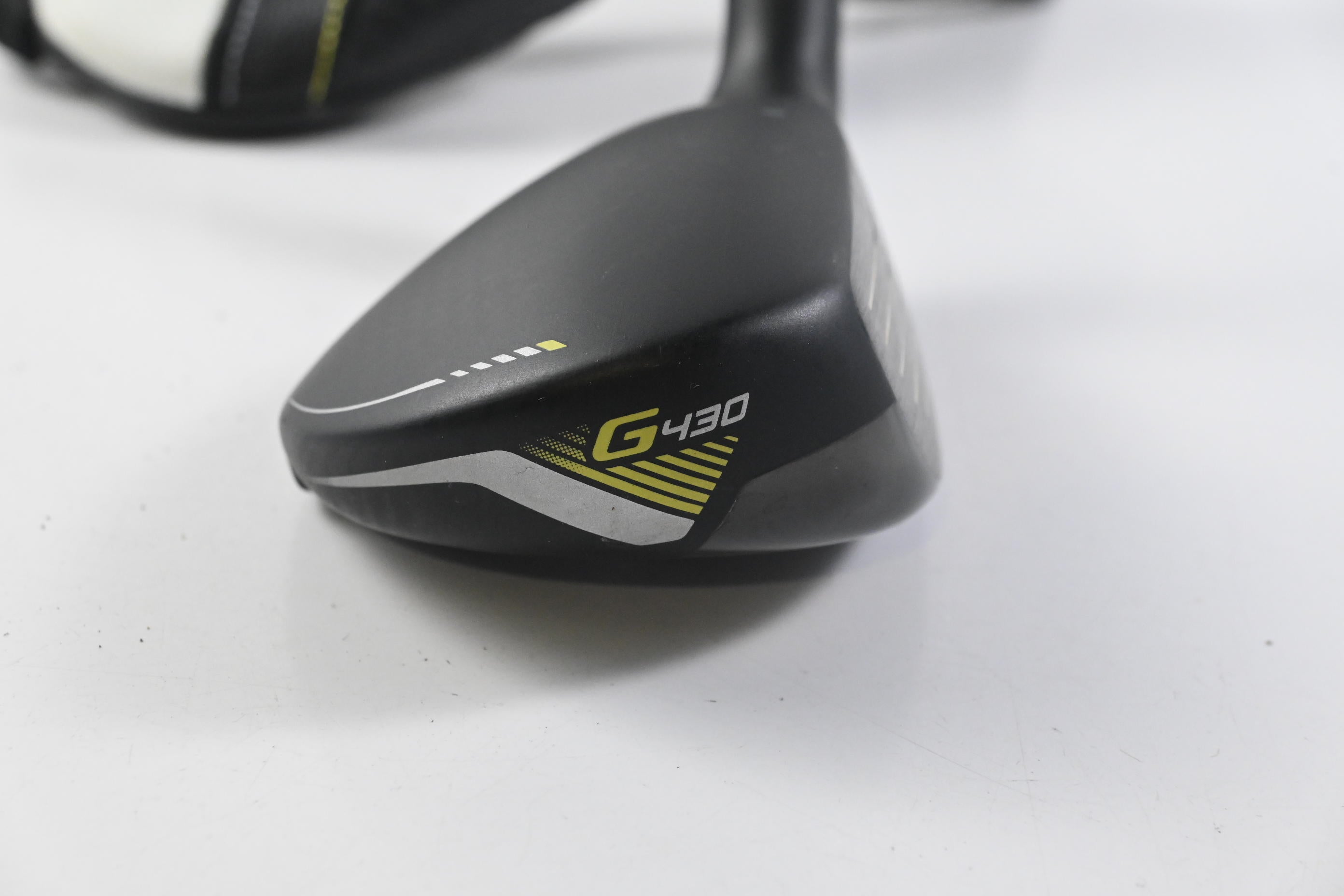 Ping G430 #4 Hybrid / 22 Degree / Stiff Flex Ping Alta CB Black 70 Shaft