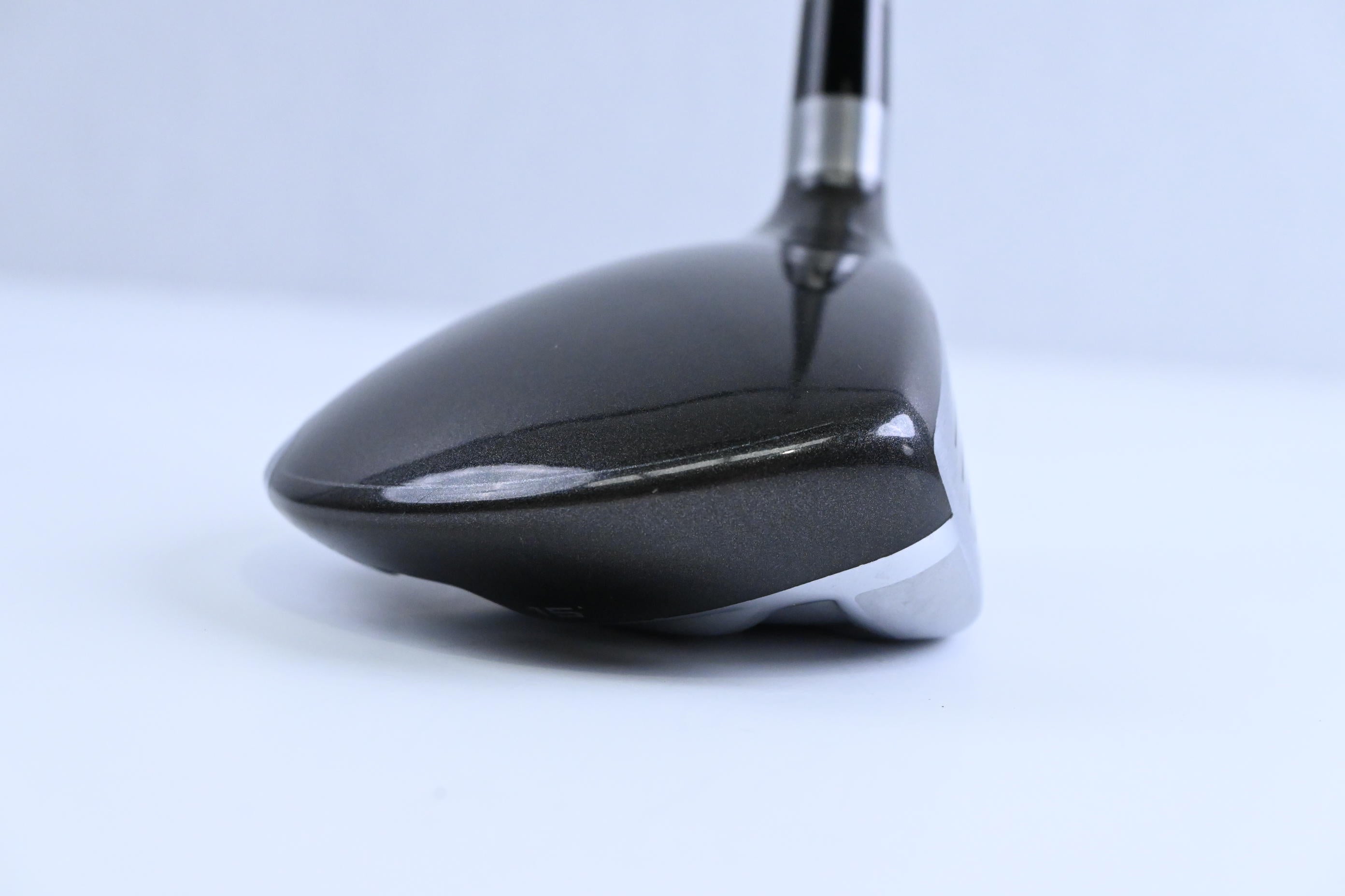 Taylormade SLDR #3 Wood / 15 Degree / Stiff Flex Fujikura Speeder 77 Shaft