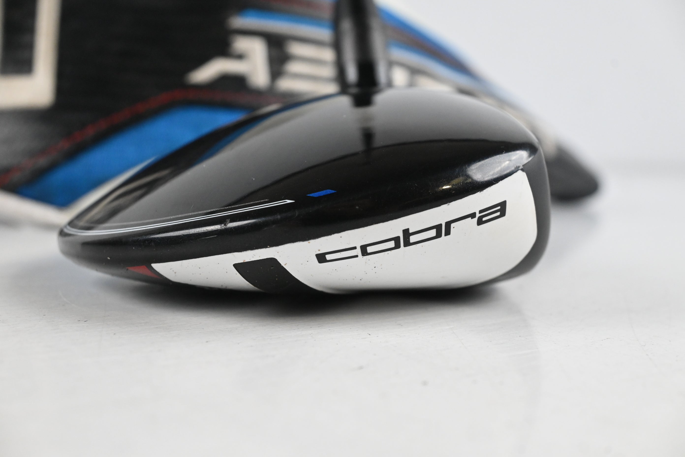 Cobra Aerojet Max #3 Wood / 15.5 Degree / Stiff Flex Kai'li Blue 60 Shaft