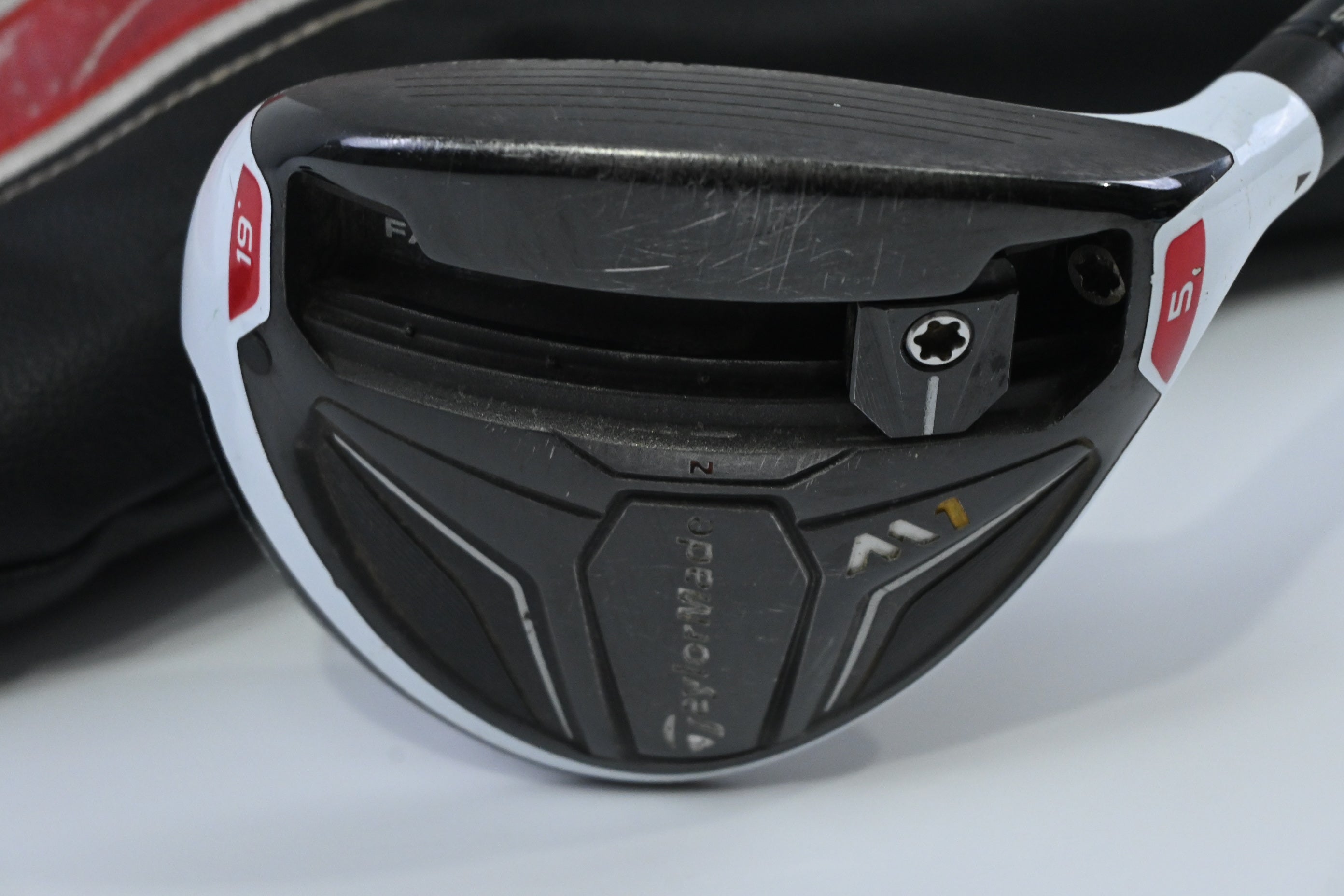 Taylormade M1 2016 #5 Wood / 19 Degree / Stiff Flex Matrix Ozik MFS Black Tie 60
