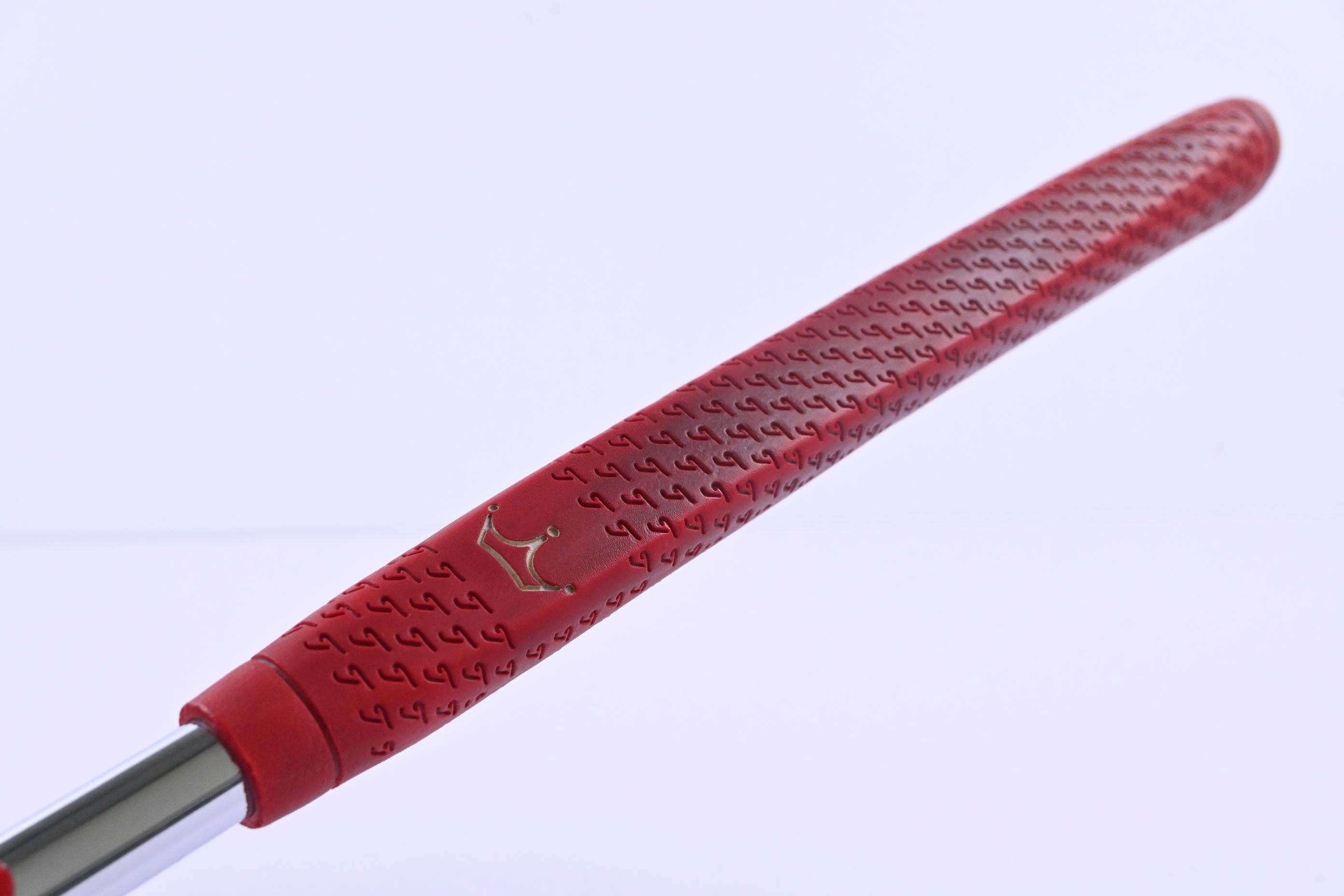 Scotty Cameron Futura Putter / 36 Inch