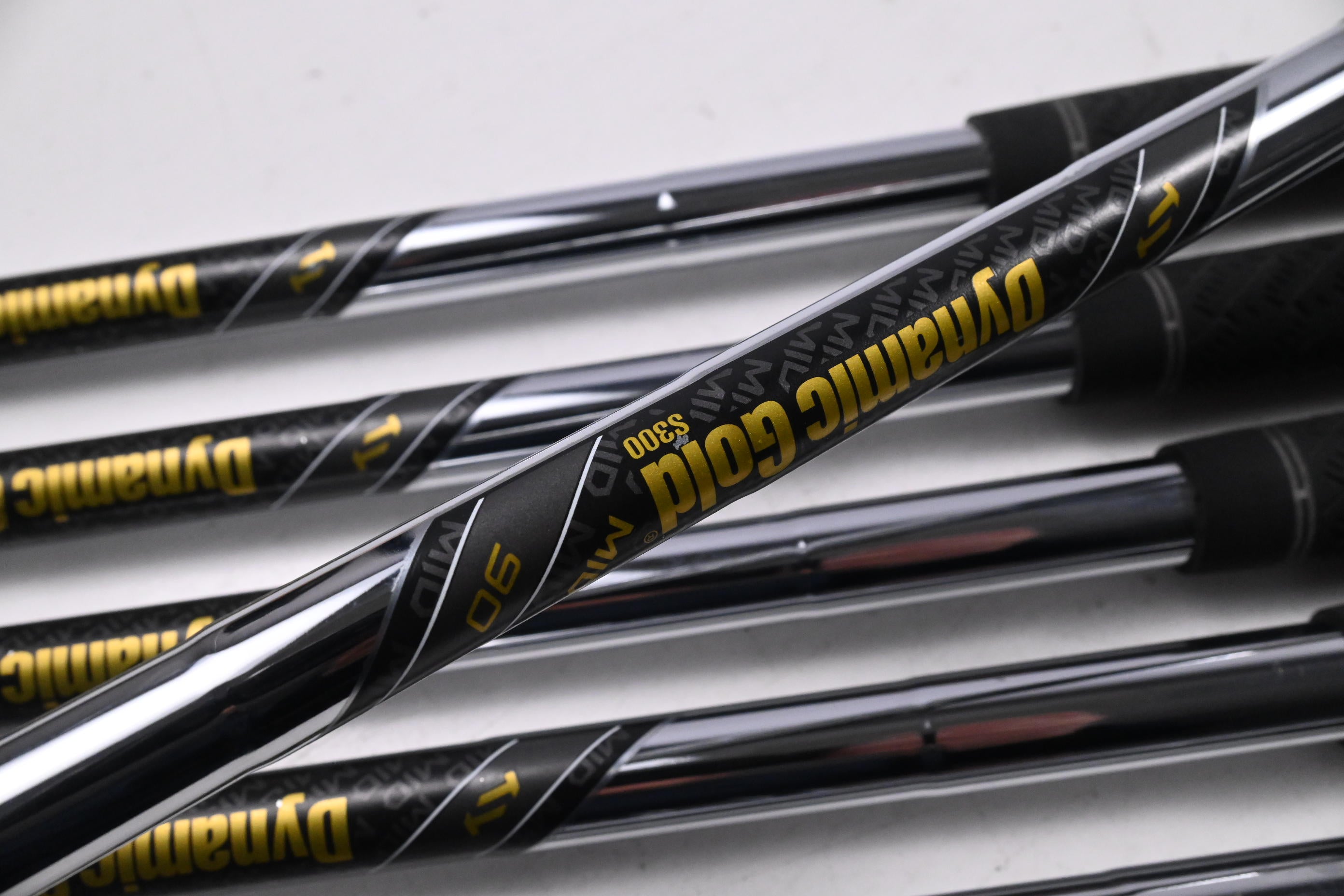 Callaway Apex Ai300 Irons / 6-PW+AW / Stiff Flex Dynamic Gold Mid 90 S300 Shafts