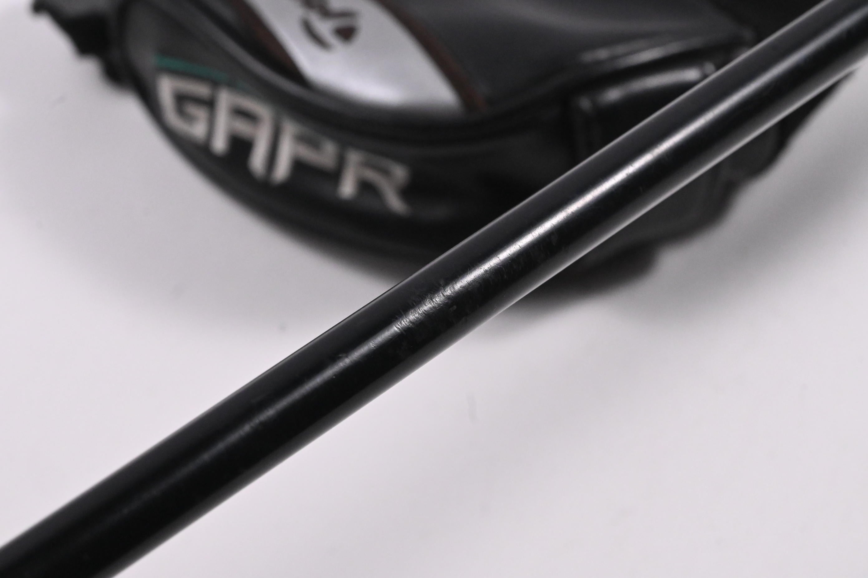 Taylormade GAPR Lo #2 Hybrid / 17 Degree / Stiff Flex KBS Hybrid 80 Shaft