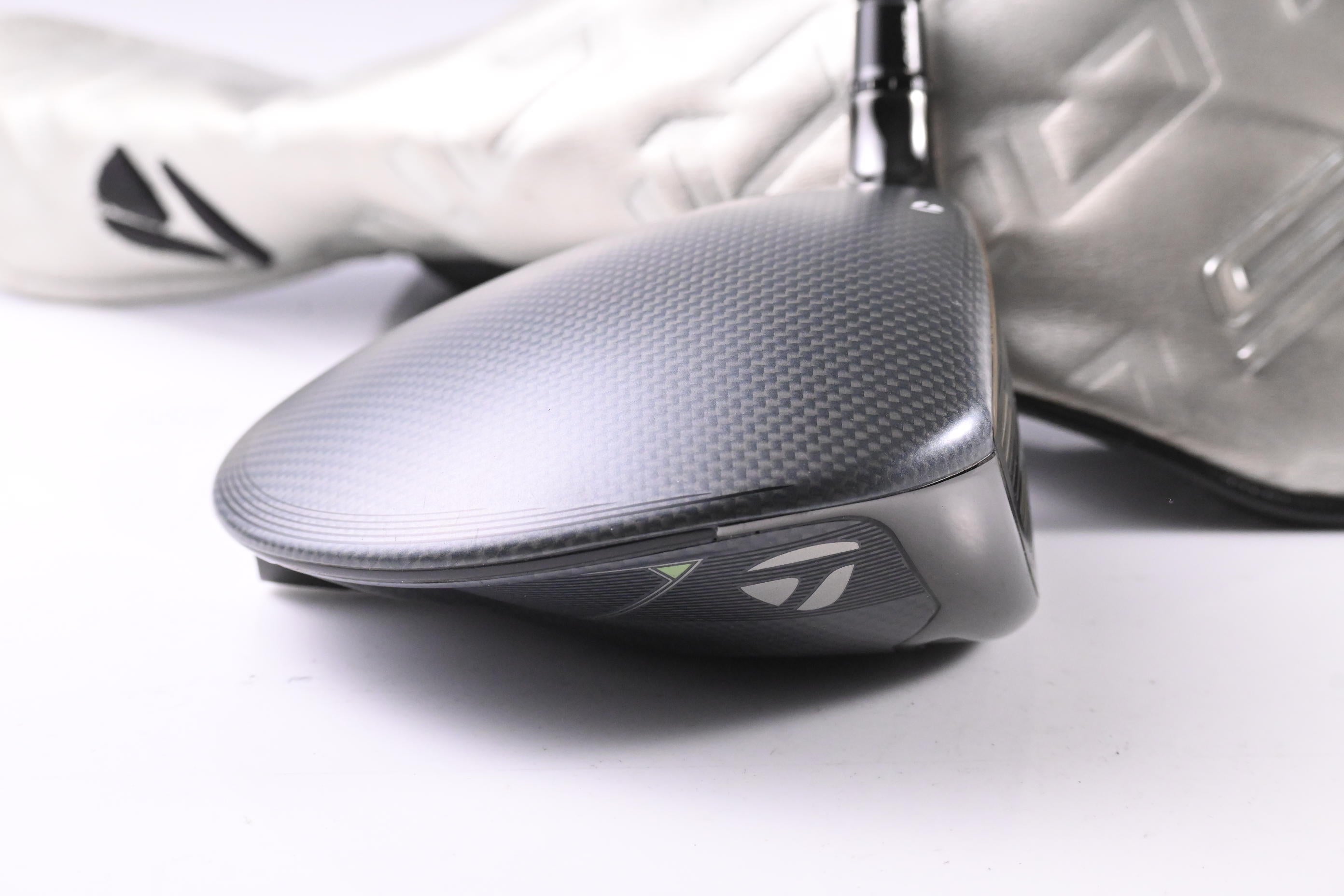 Taylormade Qi35 Driver / 9 Degree / TX-Flex Aldila Synergy 80 Shaft