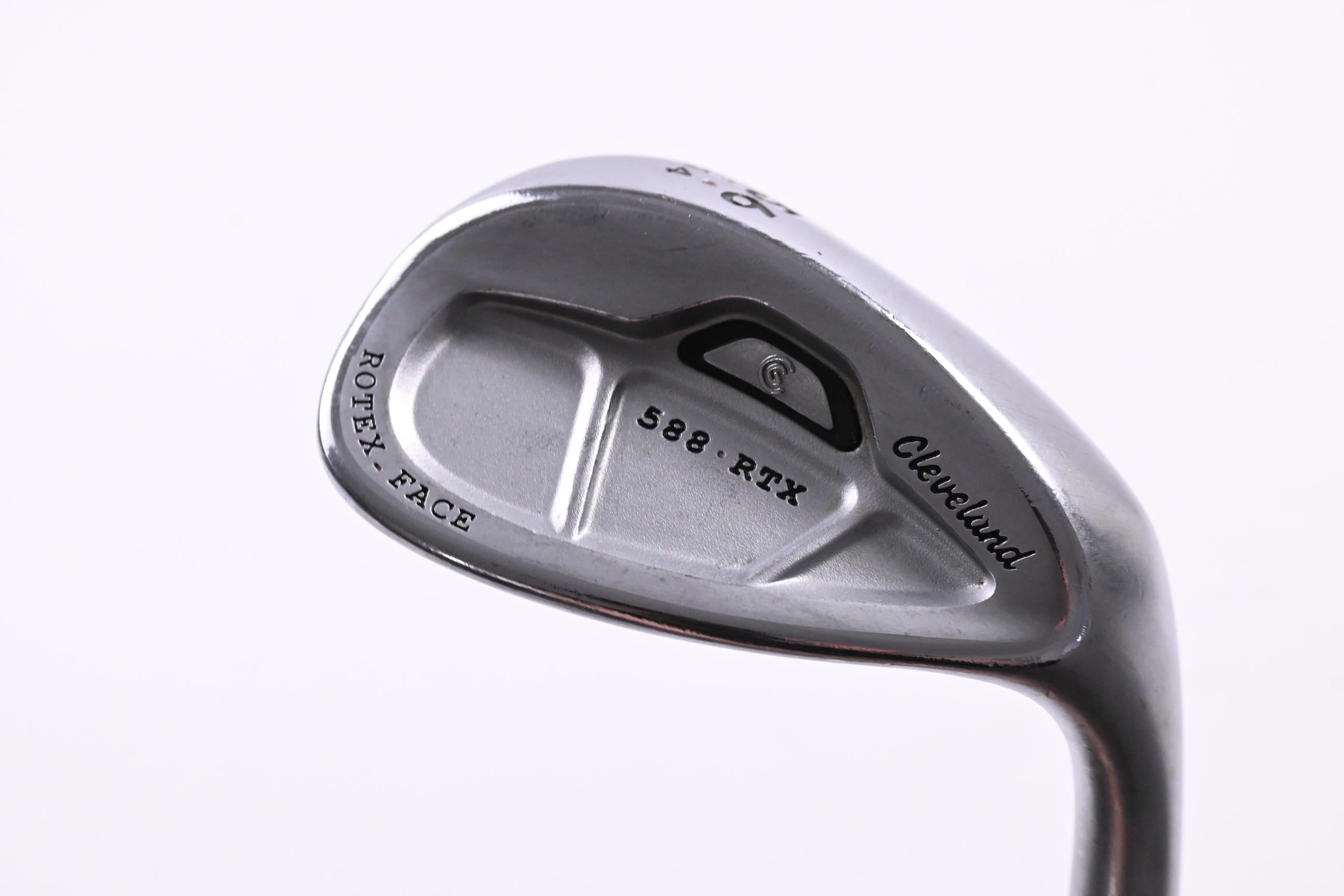Cleveland 588 RTX Sand Wedge / 56 Degree / Wedge Flex Dynamic Gold Shaft