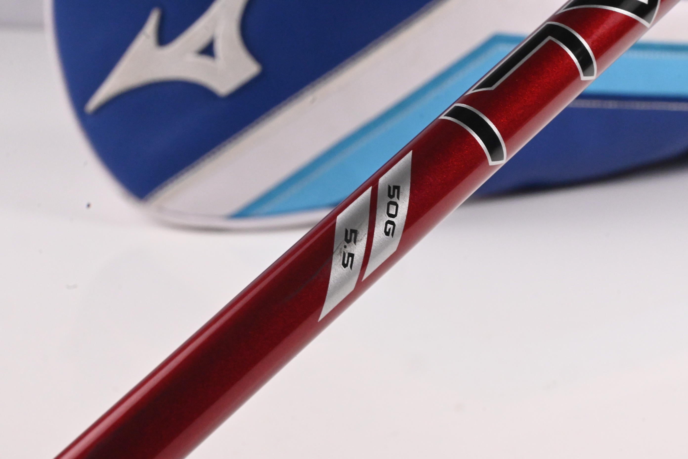 Mizuno ST-Max 230 Driver / 10.5 Degree / Regular Flex Denali Red 50 Shaft