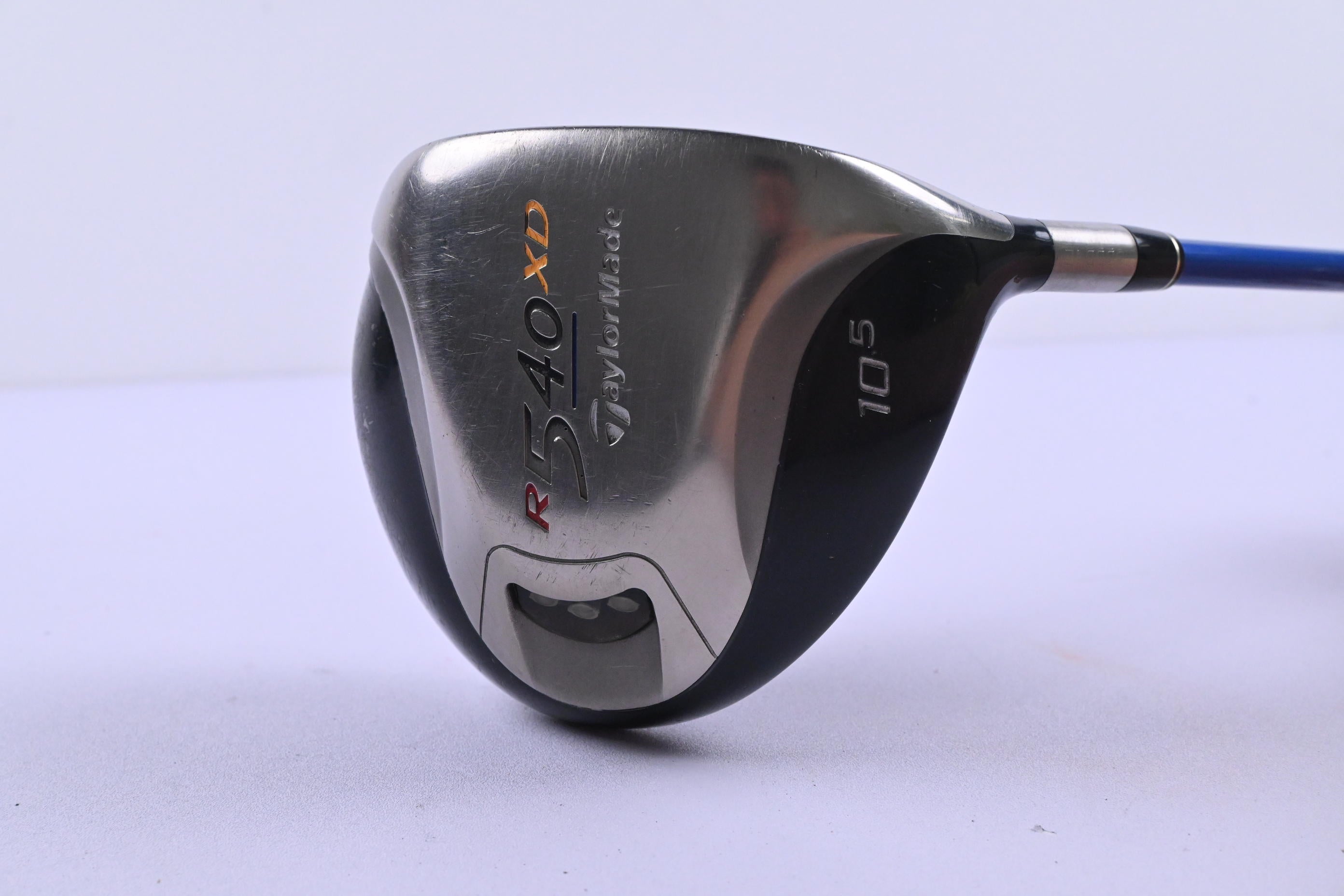 Taylormade R540 XD Driver / 10.5 Degree / Regular Flex Grafalloy Blue Shaft