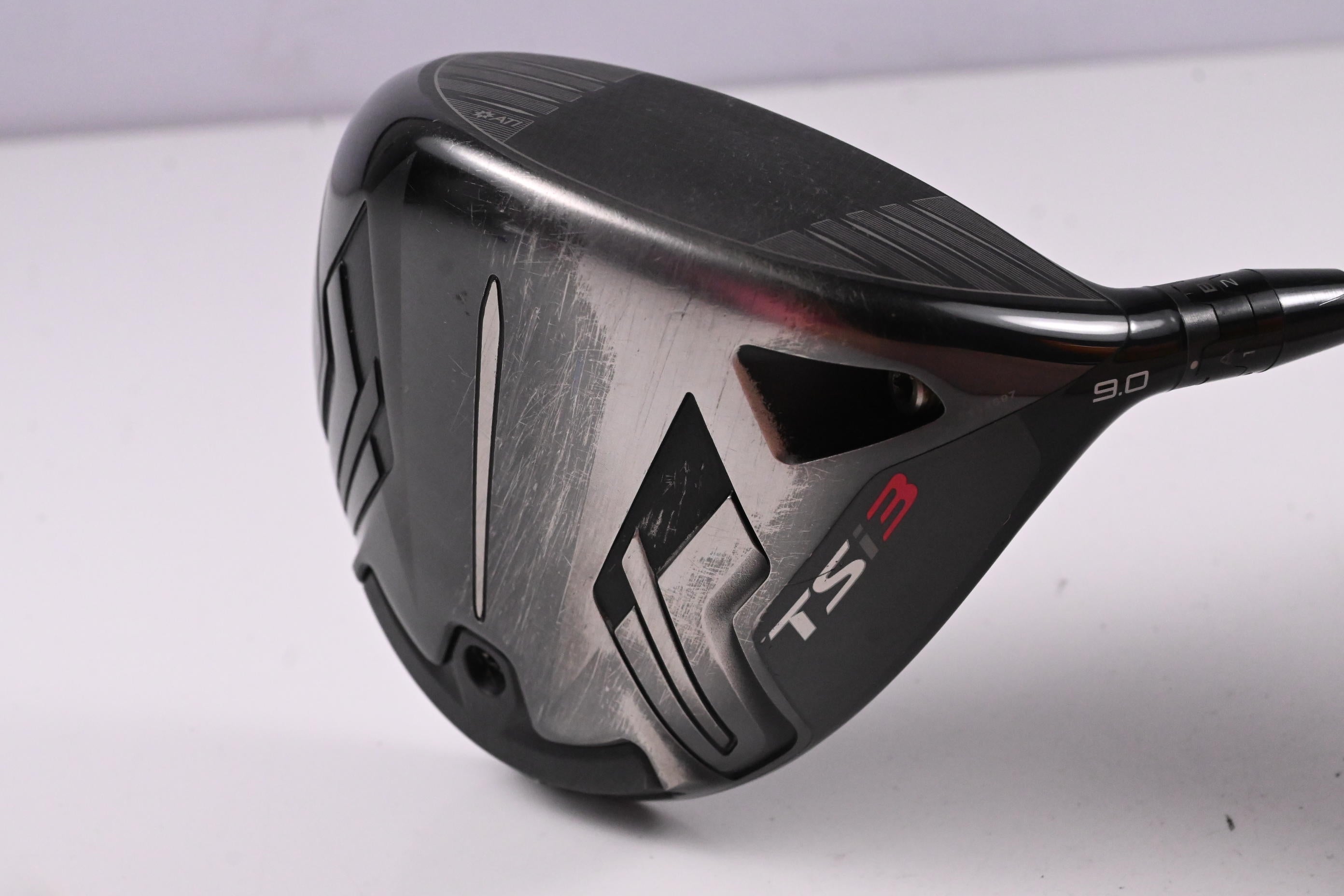 Titleist TSi3 Driver / 9 Degree / Stiff Flex Tensei AV Raw Blue 55 w/ SFW Shaft