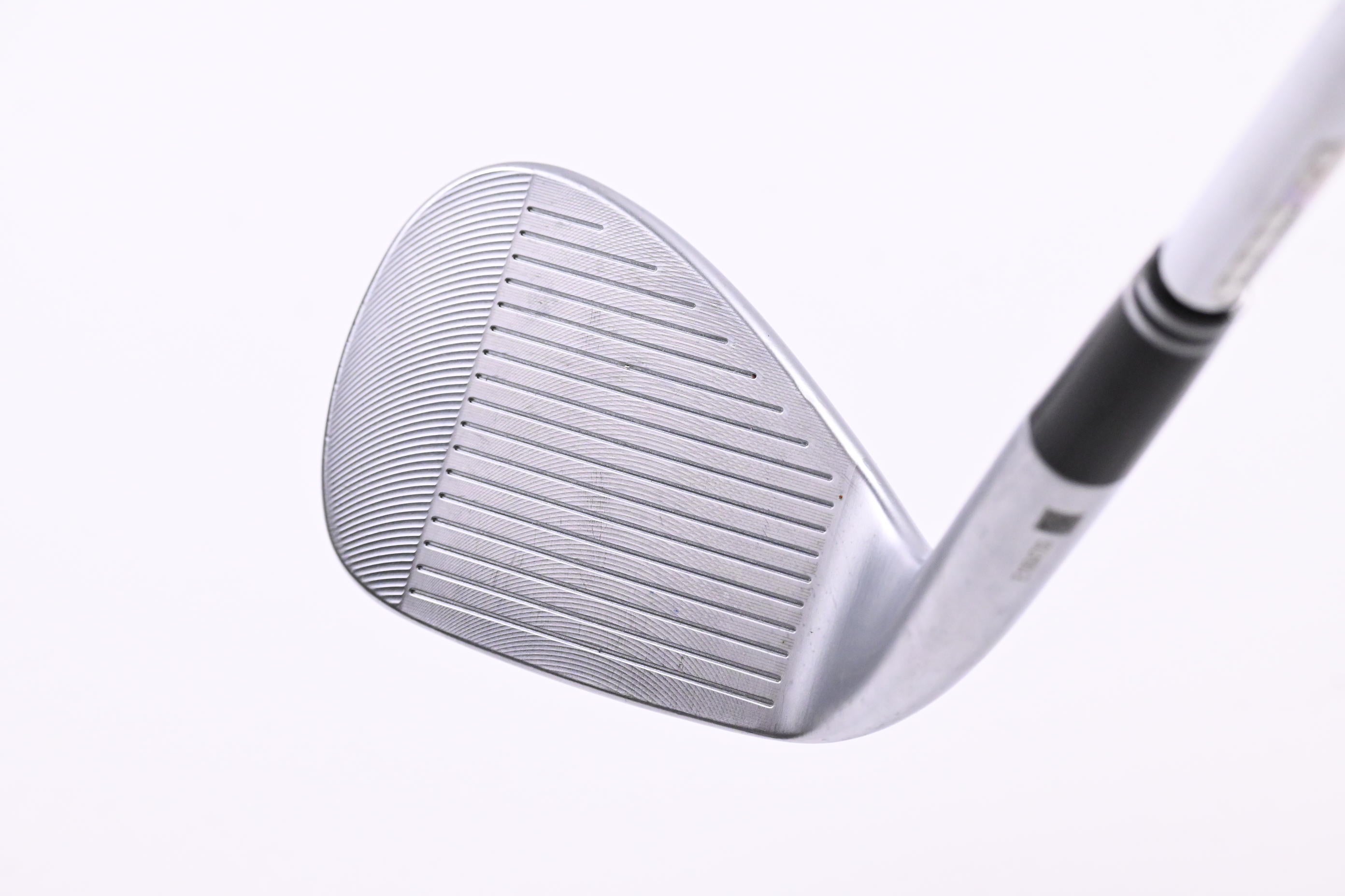 Cleveland RTX-4 Gap Wedge / 52 Degree / Stiff Flex Dynamic Gold S400 Shaft
