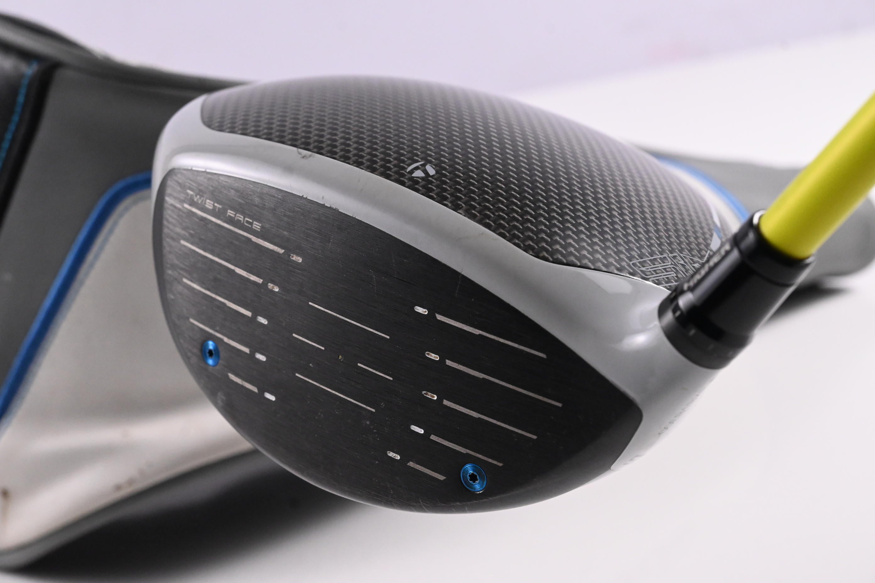 Taylormade SIM Max Driver / 10.5 Degree / Stiff Flex UST Mamiya ProForce V2 6