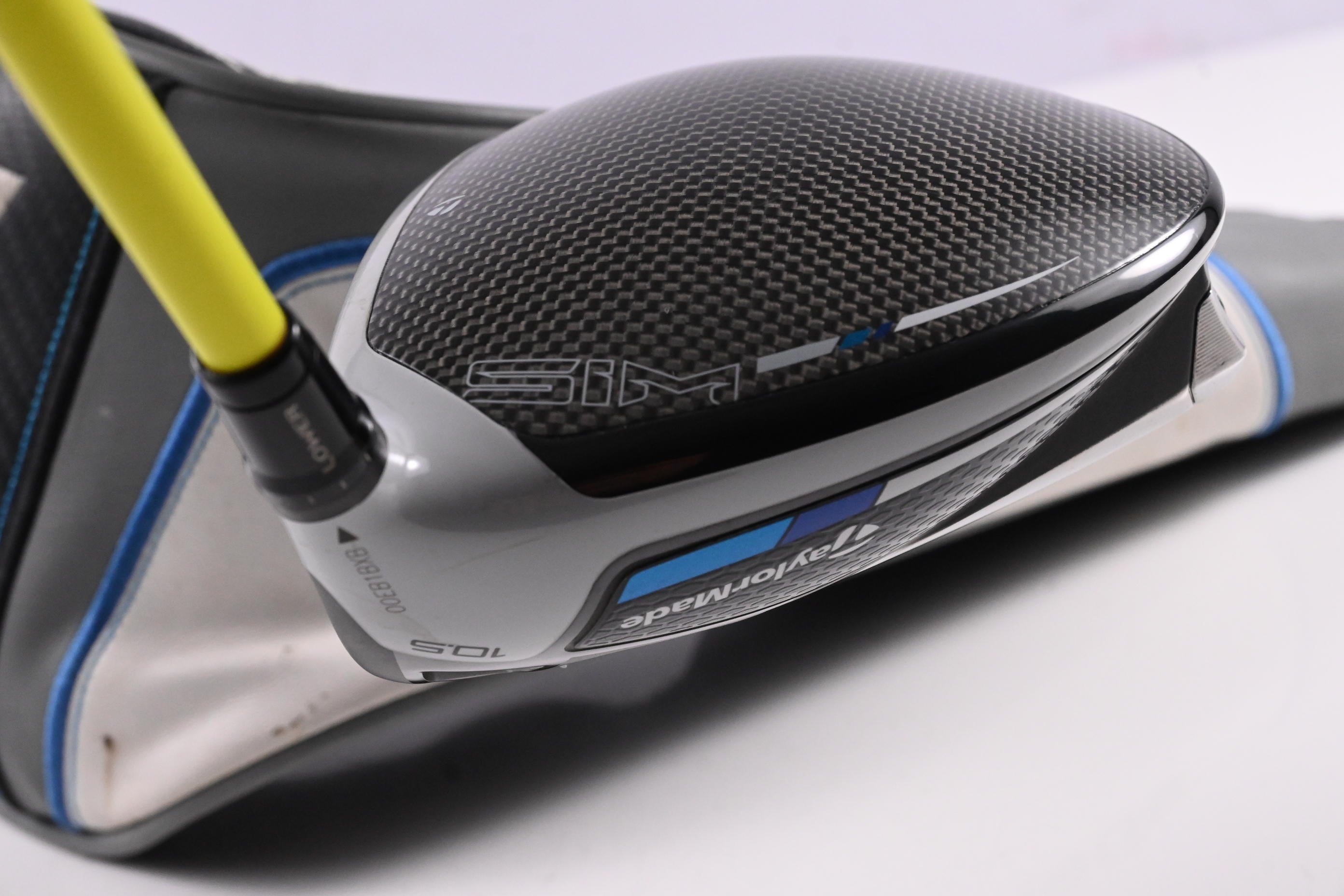 Taylormade SIM Max Driver / 10.5 Degree / Stiff Flex UST Mamiya ProForce V2 6