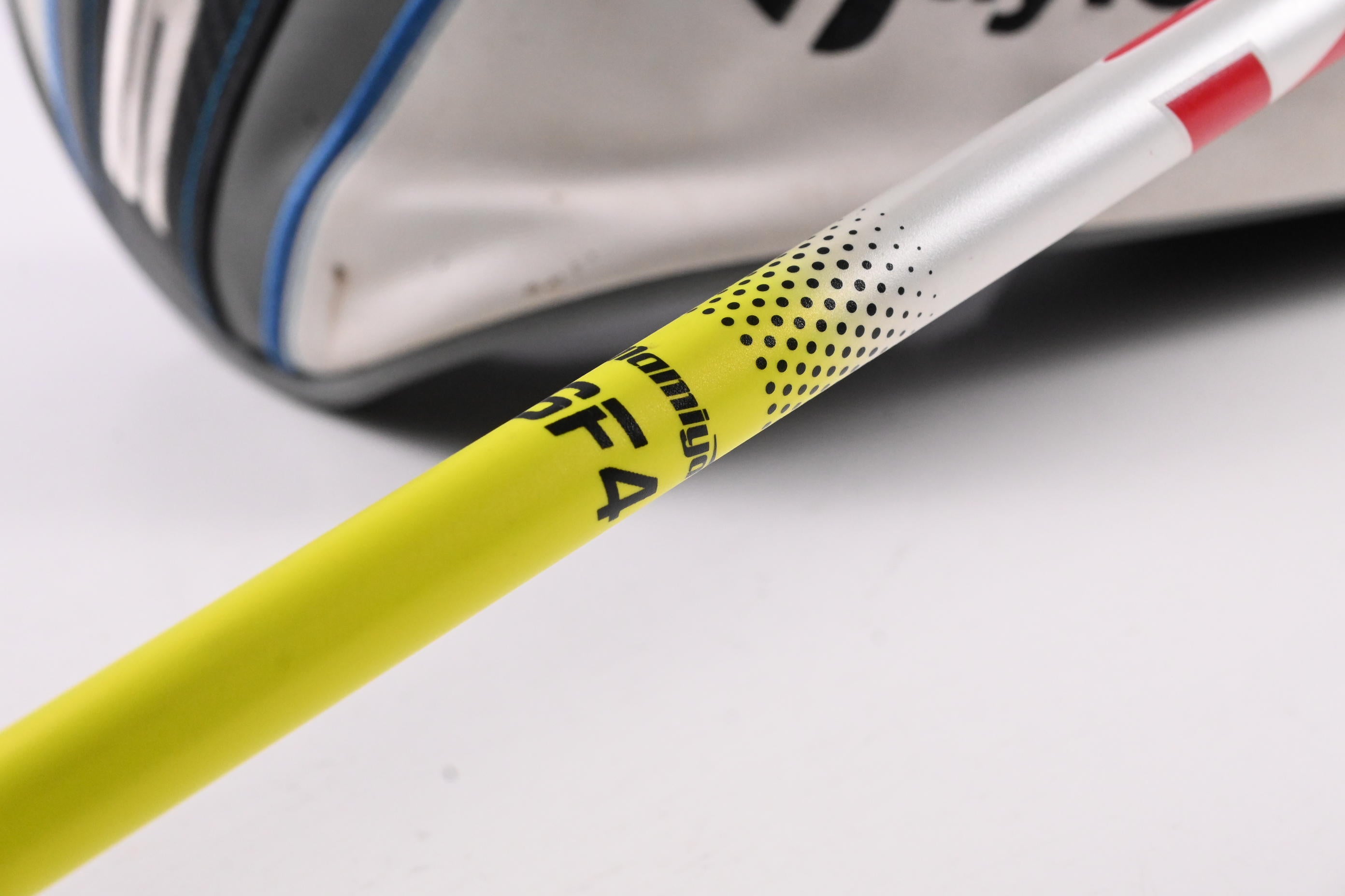 Taylormade SIM Max Driver / 10.5 Degree / Stiff Flex UST Mamiya ProForce V2 6