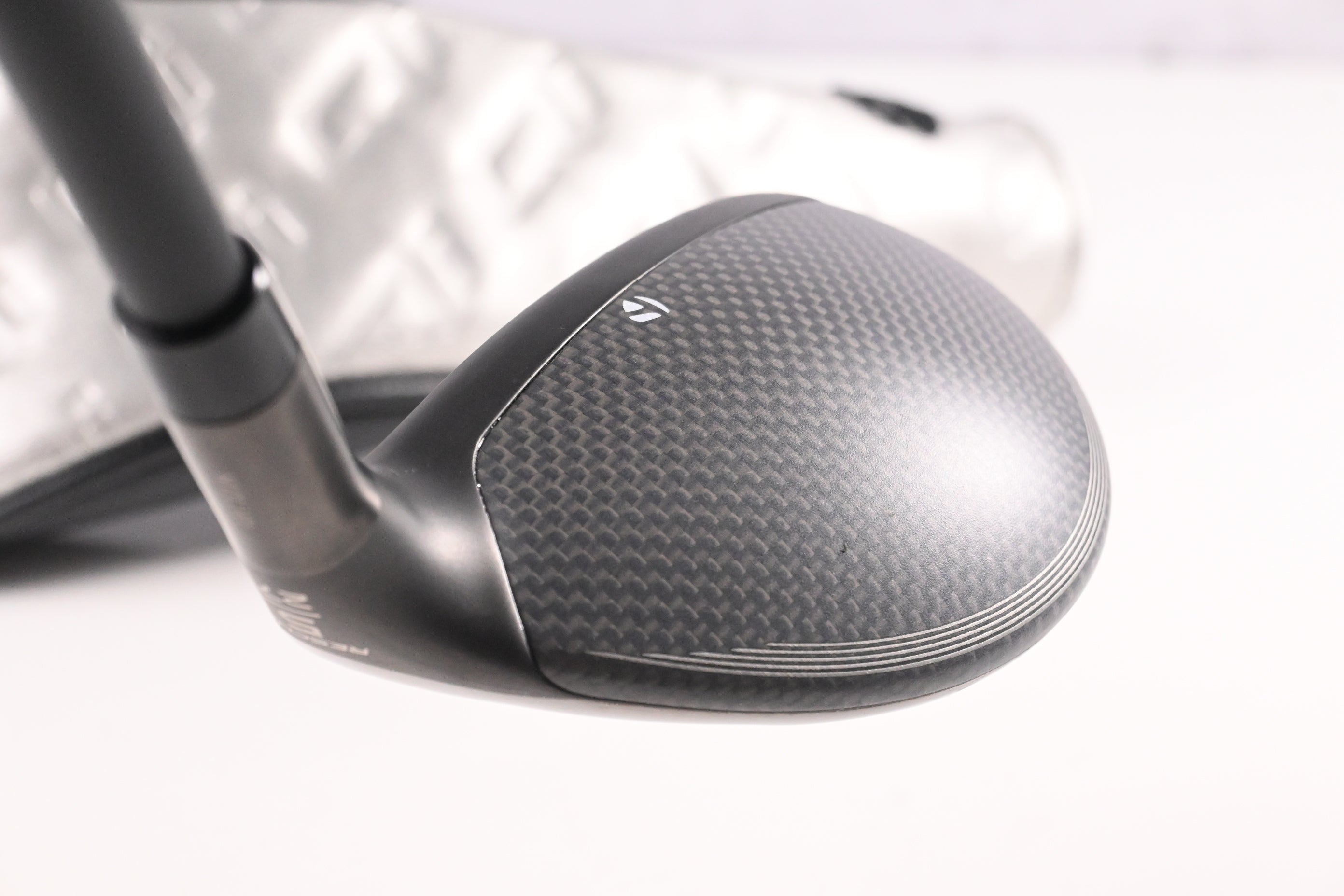 Taylormade Qi35 Max Lite #5 Hybrid / 27 Degree / Senior Flex Vanquish 5 Shaft