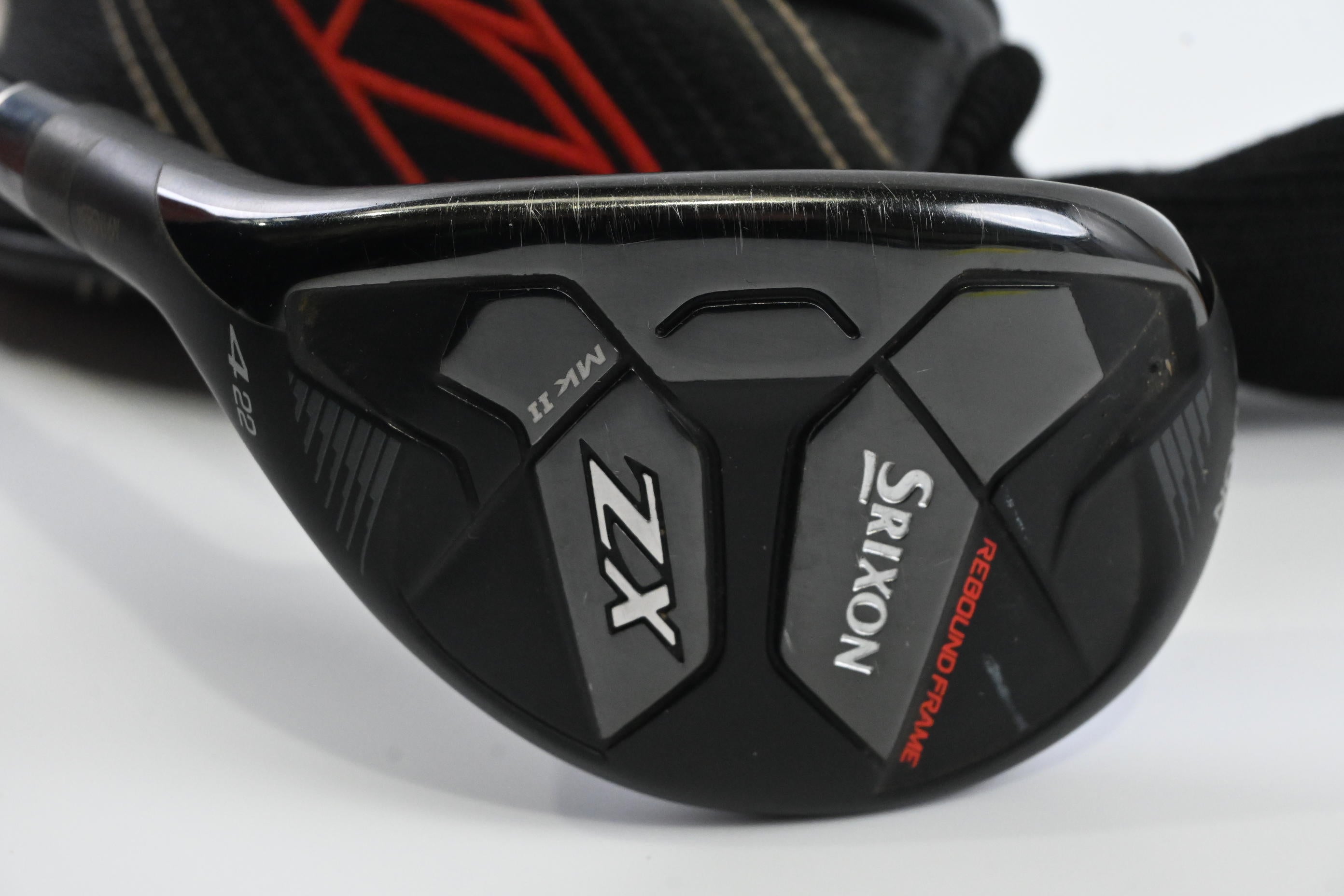 Left Hand Srixon ZX Mk II #4 Hybrid / 22 Degree / Regular Flex HZRDUS Smoke Red