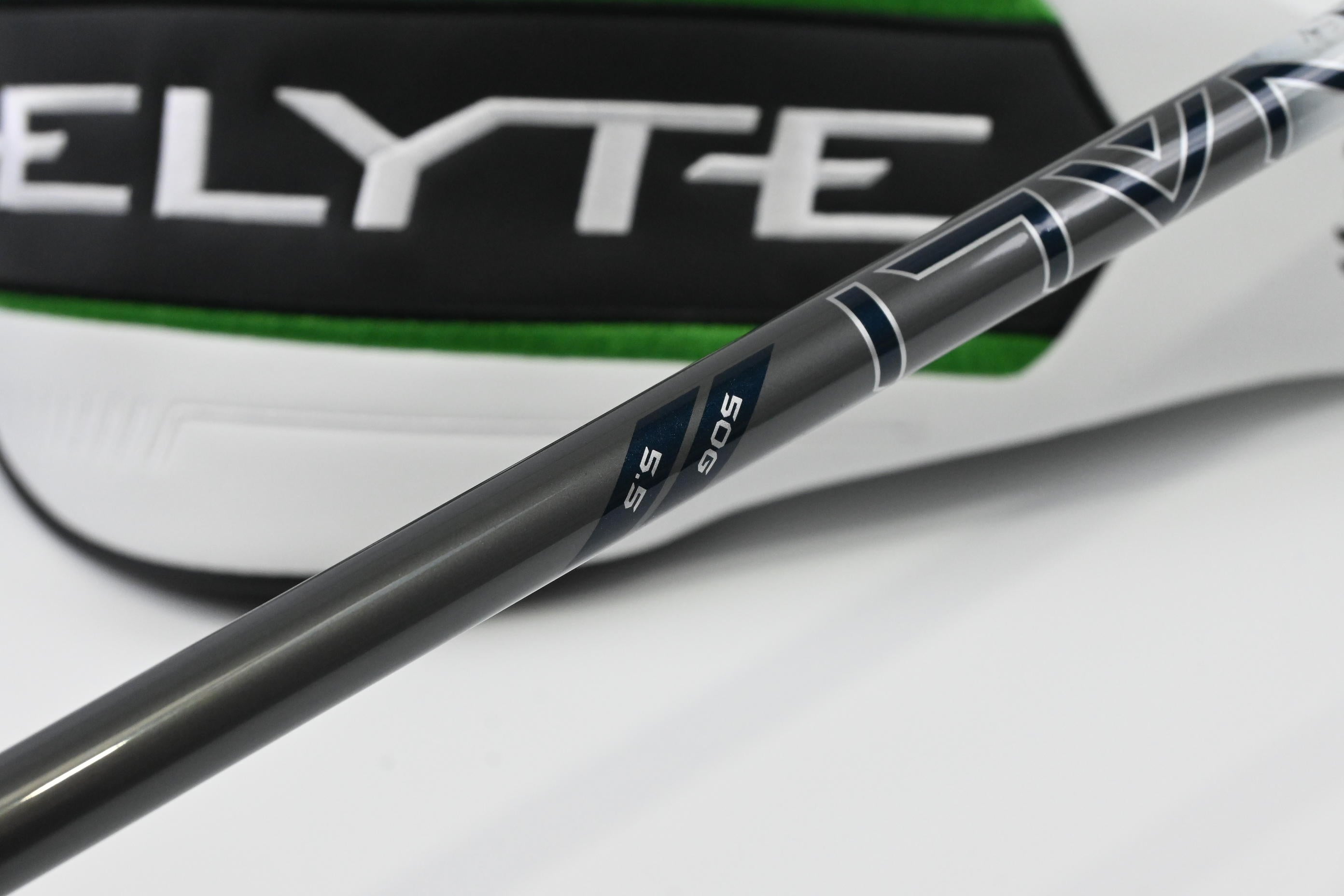 Callaway Elyte Driver / 10.5 Degree / Regular Flex Denali Charcoal 50 Shaft