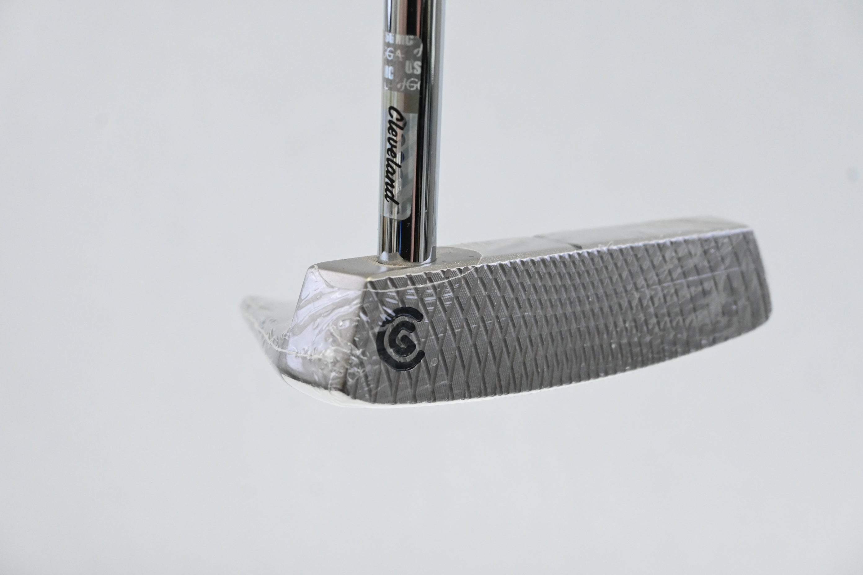 Left Hand Cleveland HB Soft 2 11 Putter / 34 Inch