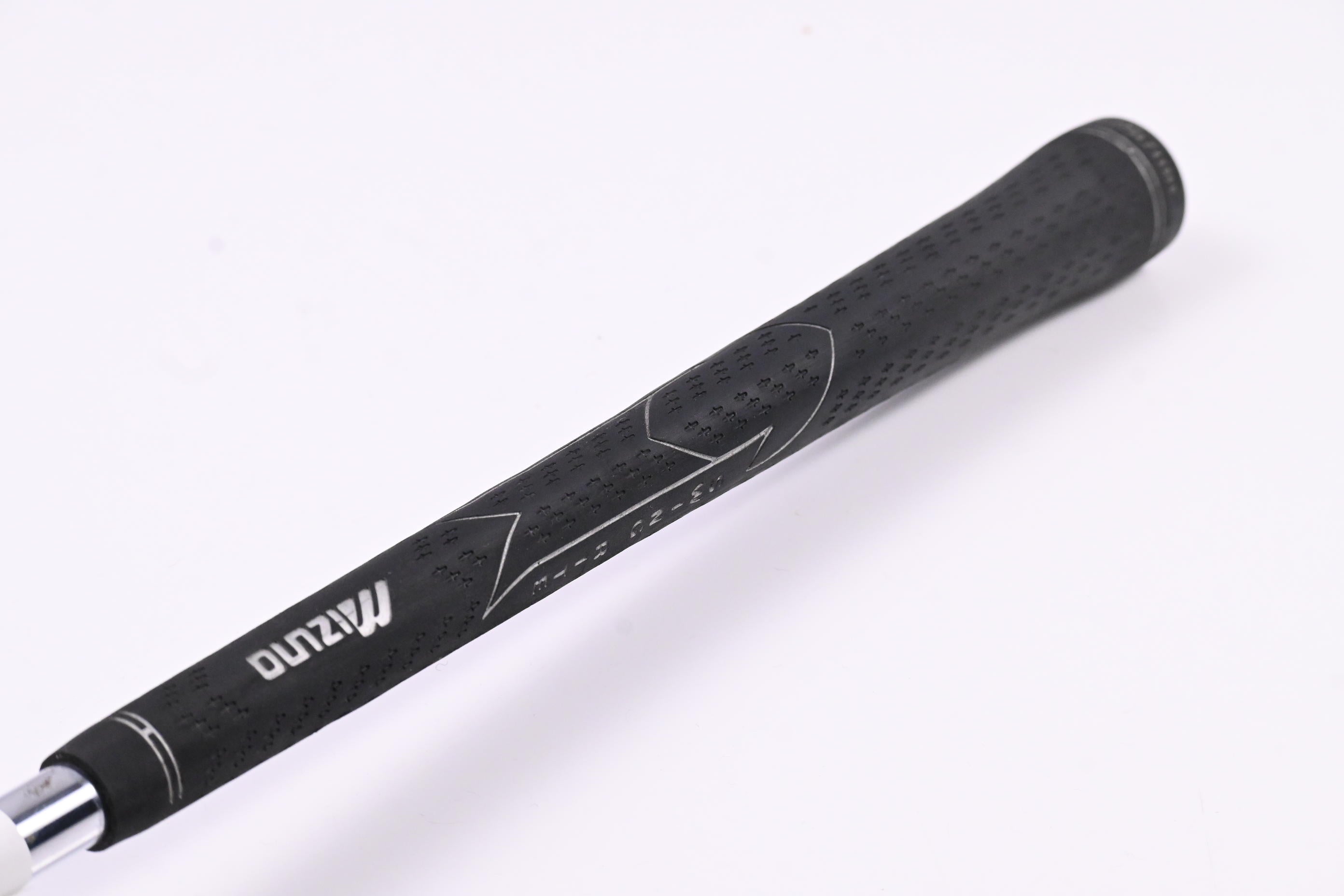 Mizuno MP-30 #6 Iron / Regular Flex Dynamic Gold R300 Shaft