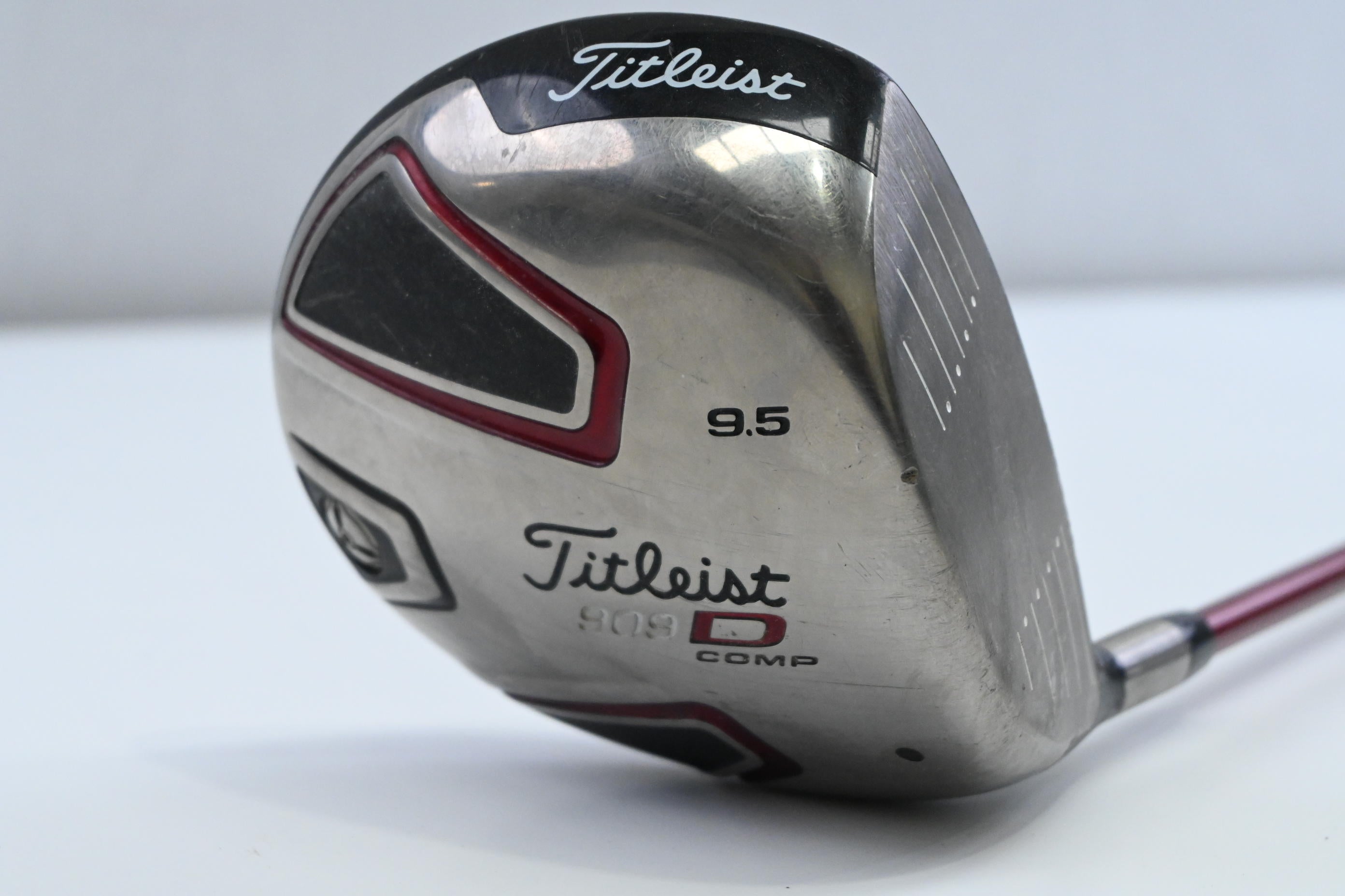 Titleist 909 D Comp Driver / 9.5 Degree / Stiff Flex Matrix Ozik Xcon 6 Shaft