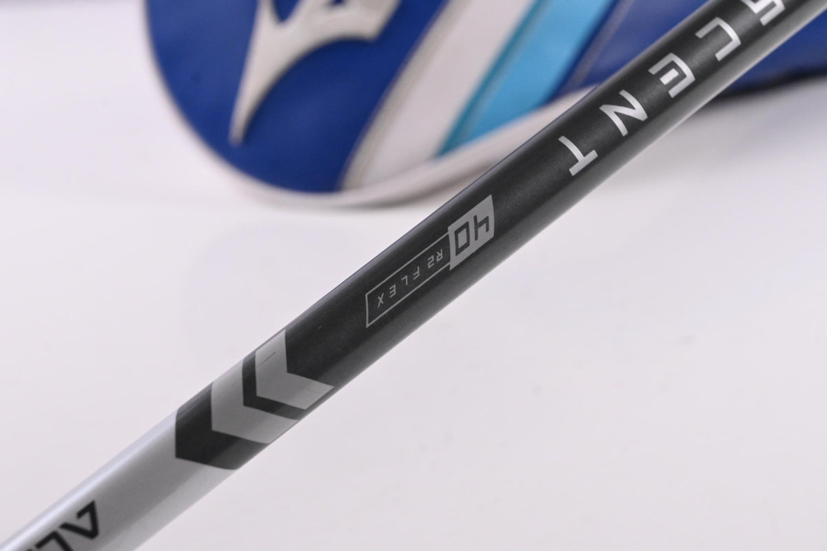 Mizuno ST-Max 230 Driver / 10.5 Degree / Senior Flex Aldila Ascent Ultralite 40