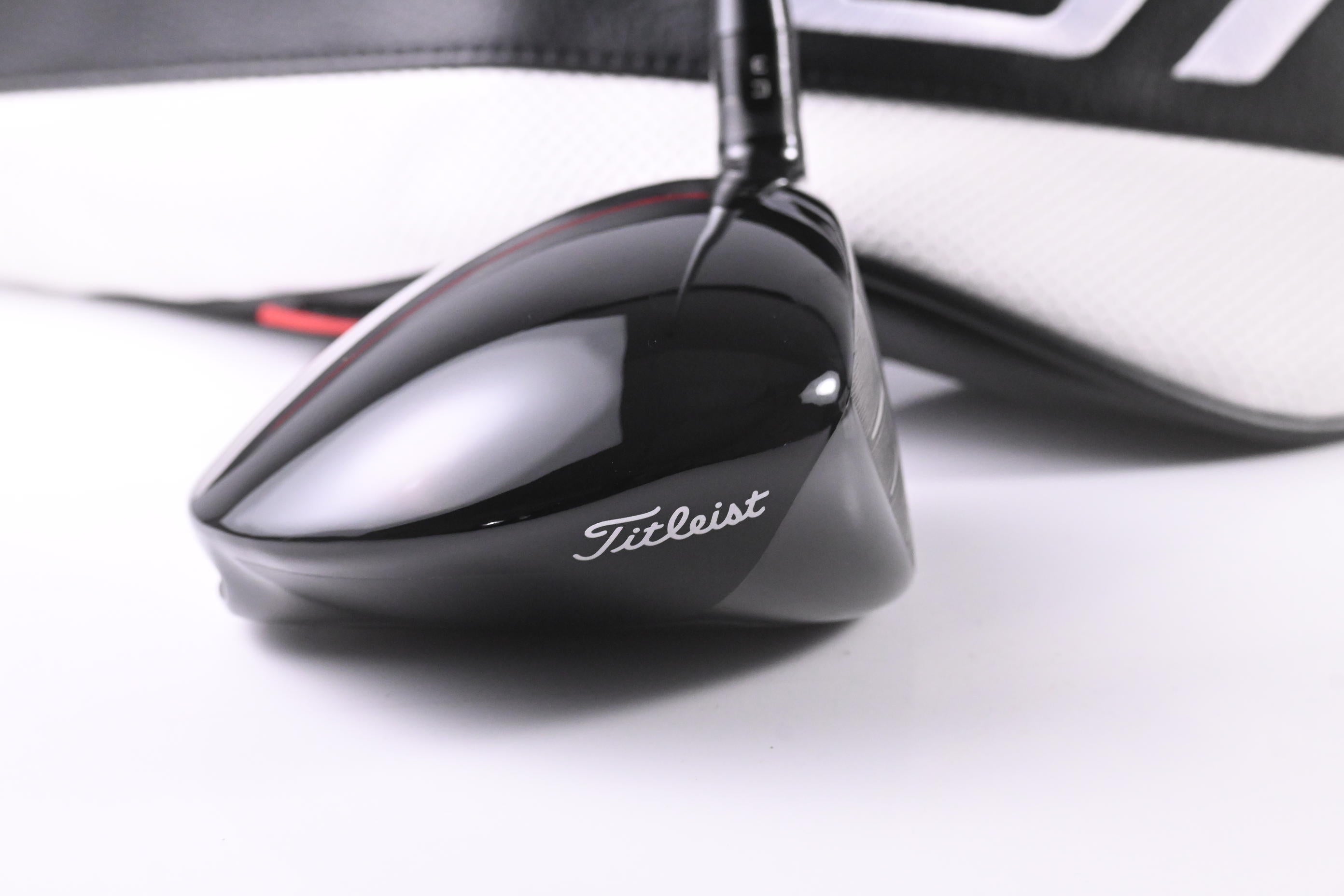 Titleist GT4 Driver / 9 Degree / X-Flex Graphite Design Tour AD UB-7 Shaft